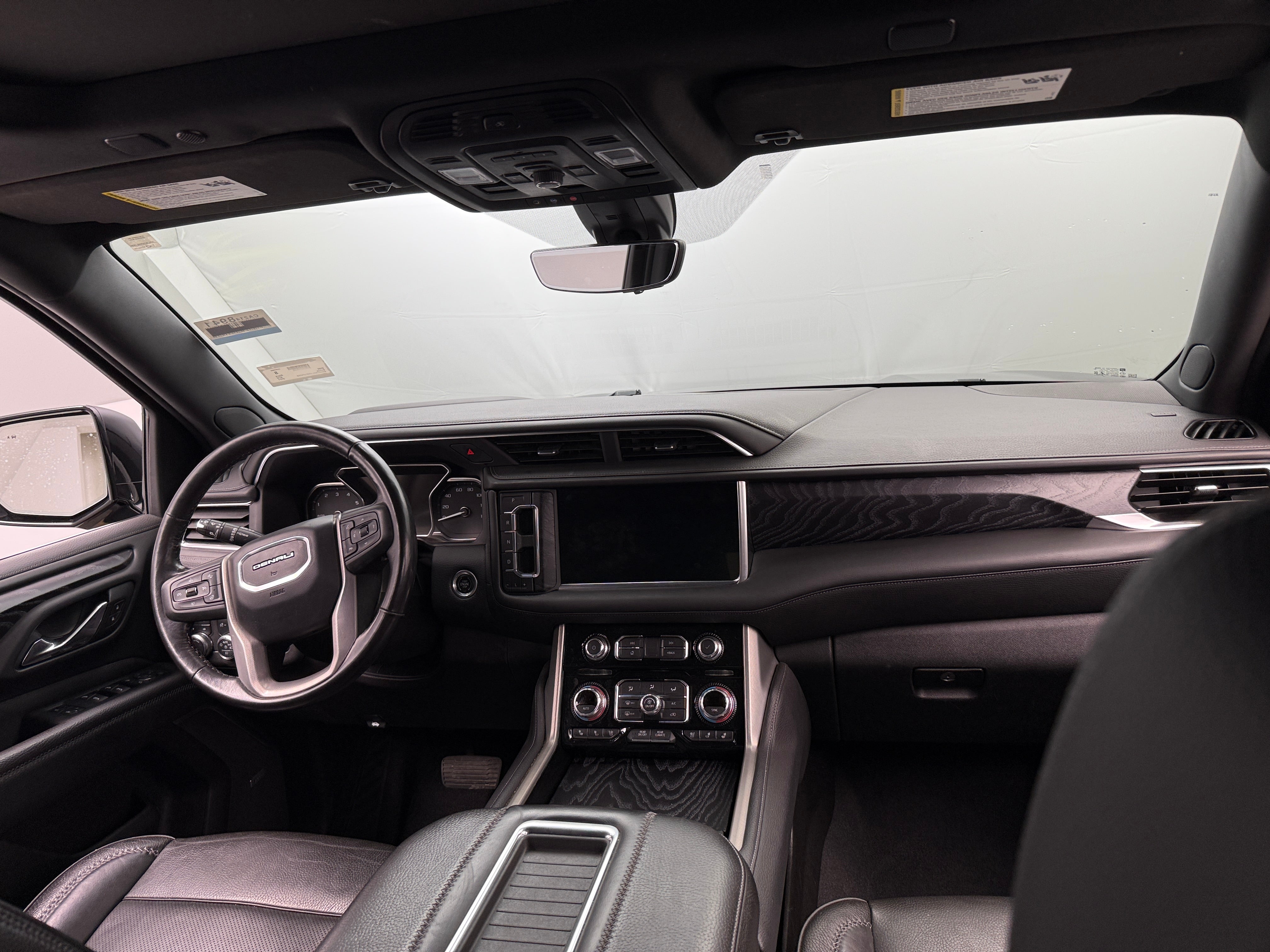 2021 GMC Yukon Denali 2