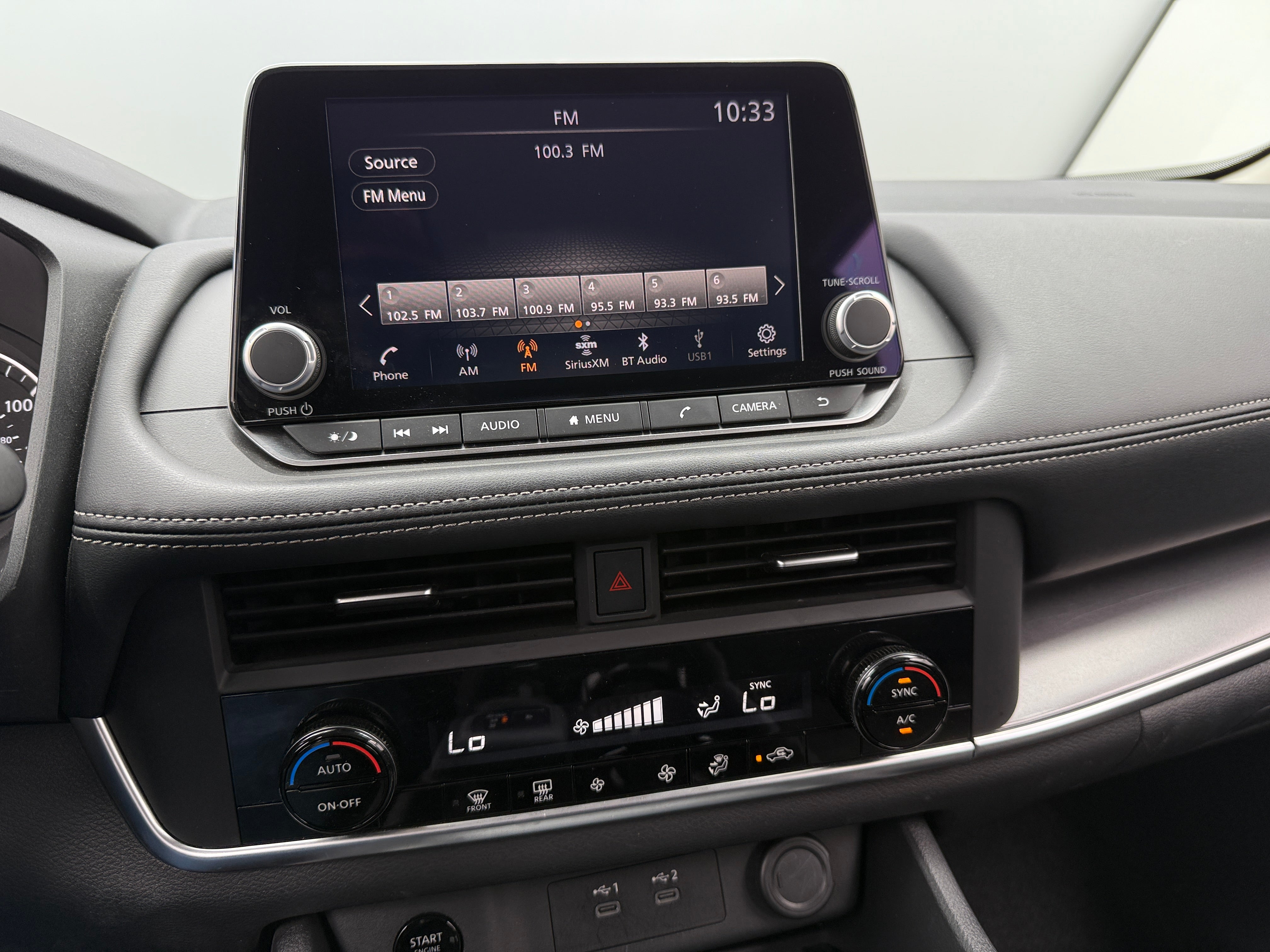 2024 Nissan Rogue SV 4