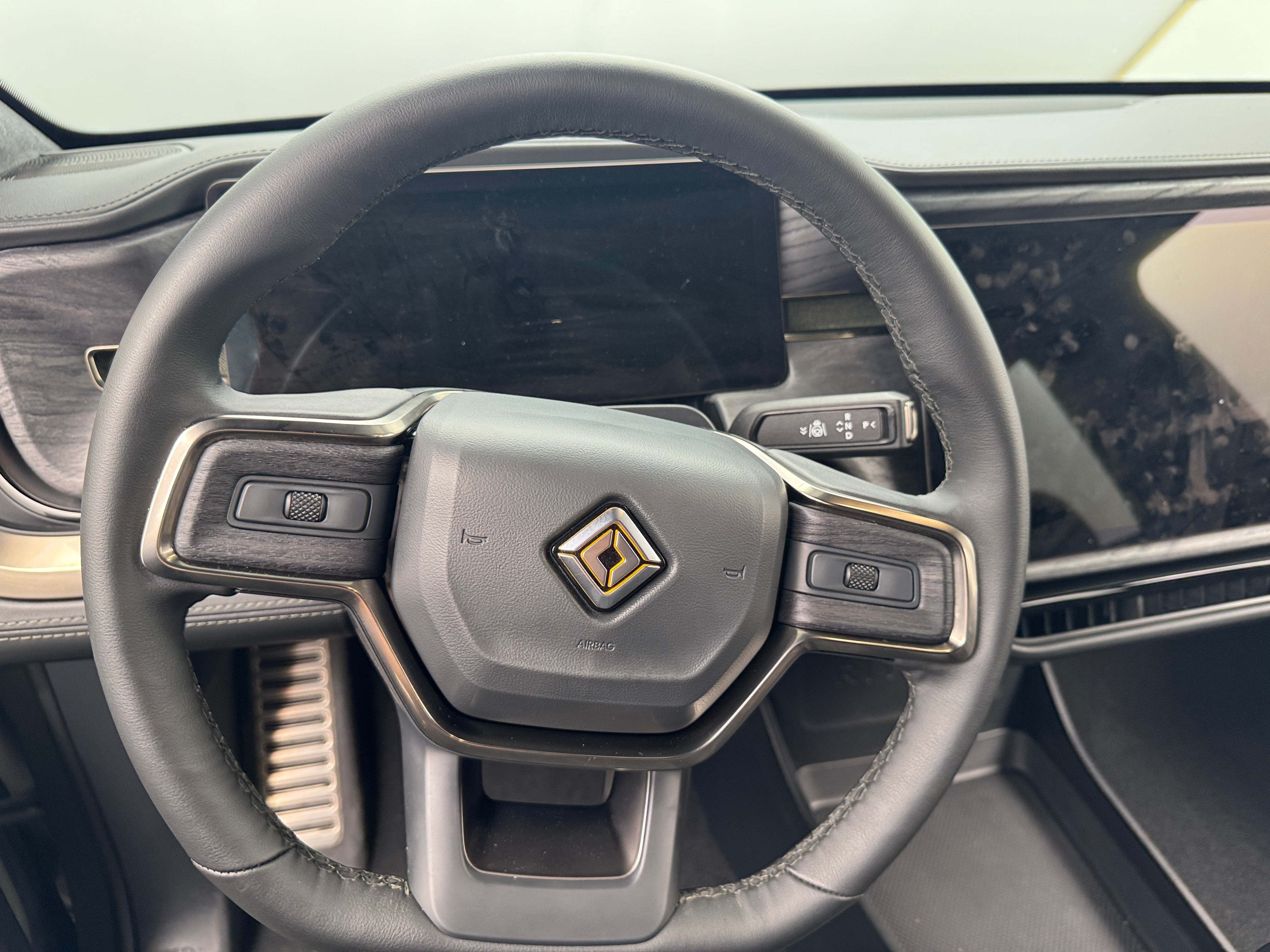 2022 Rivian R1S Launch Edition 4
