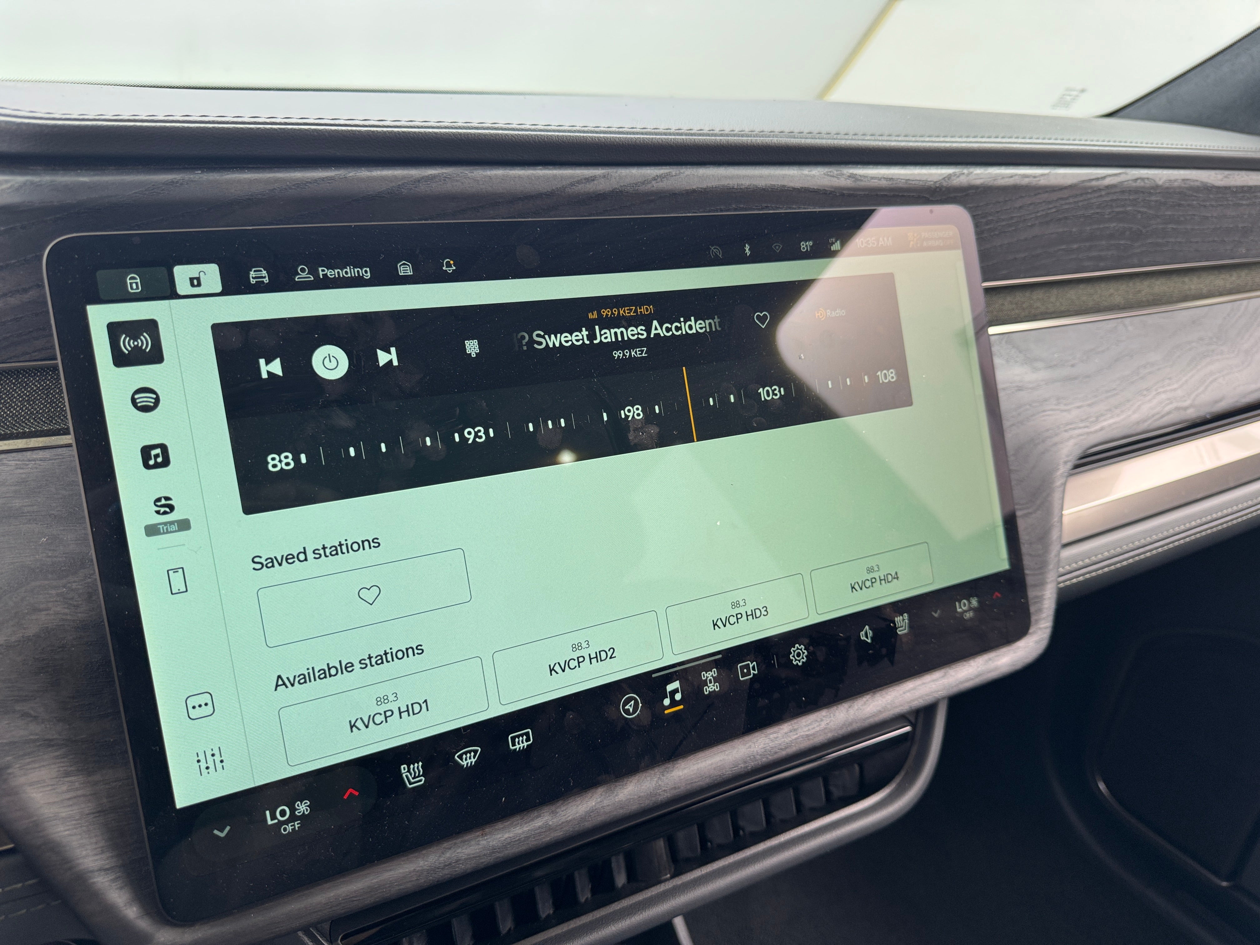 2022 Rivian R1S Launch Edition 3