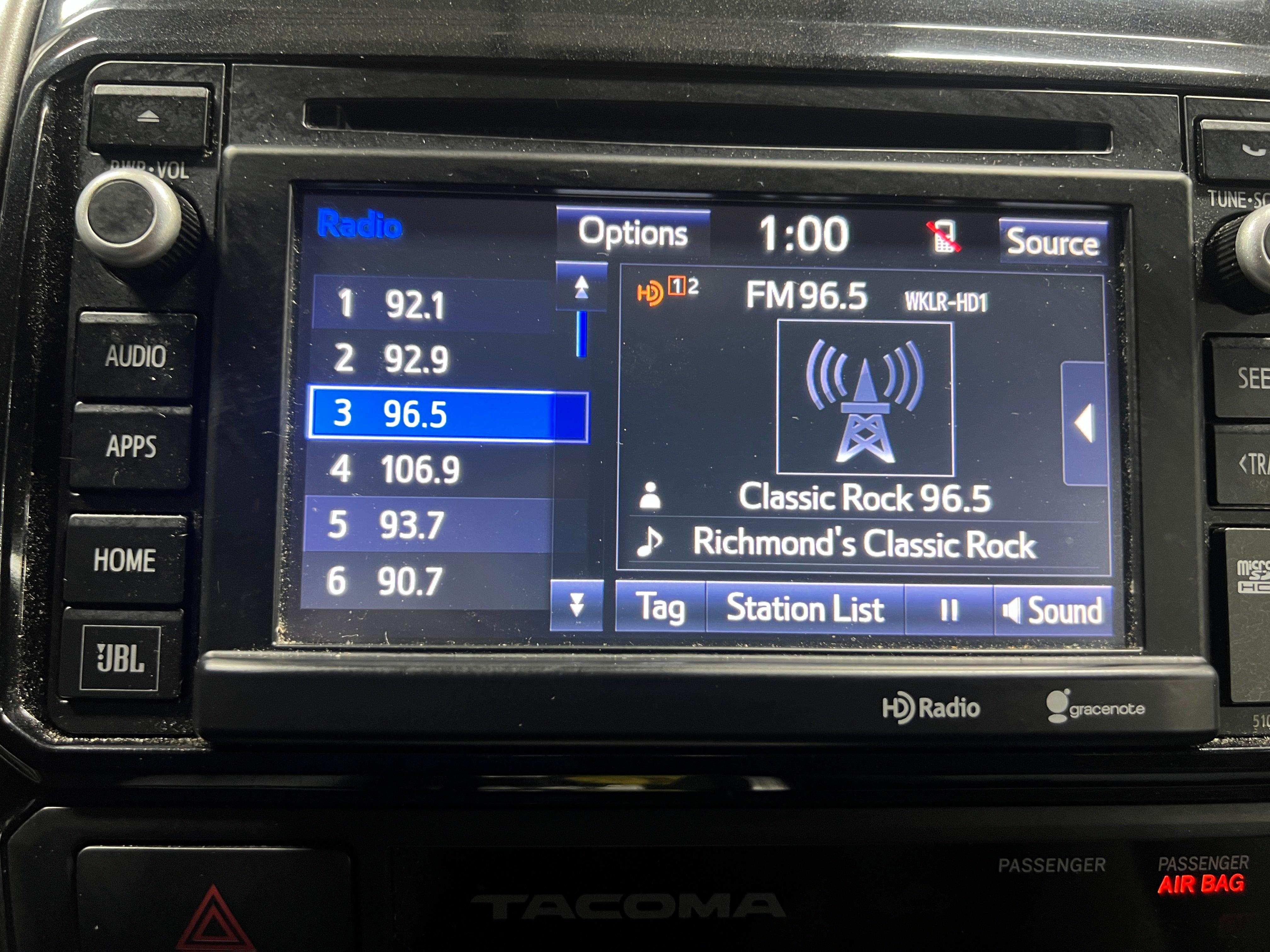 2015 Toyota Tacoma  4