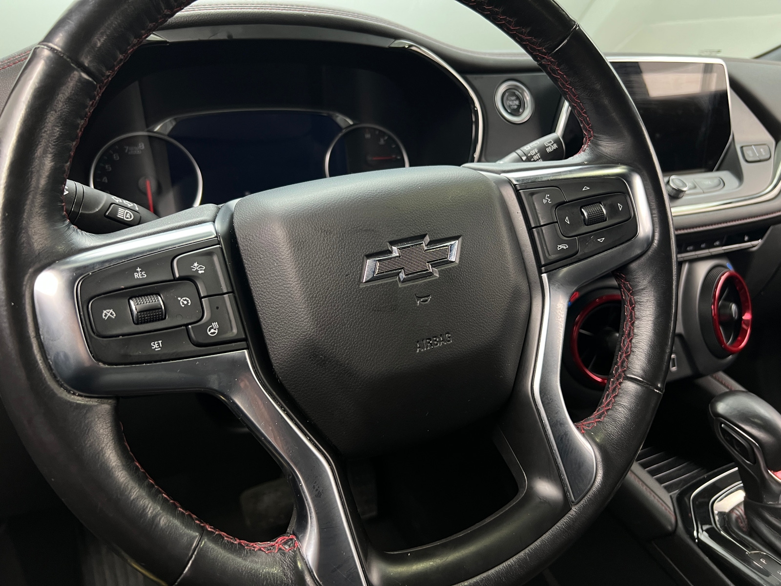 Thumbnail: 2022 Chevrolet Blazer - 4