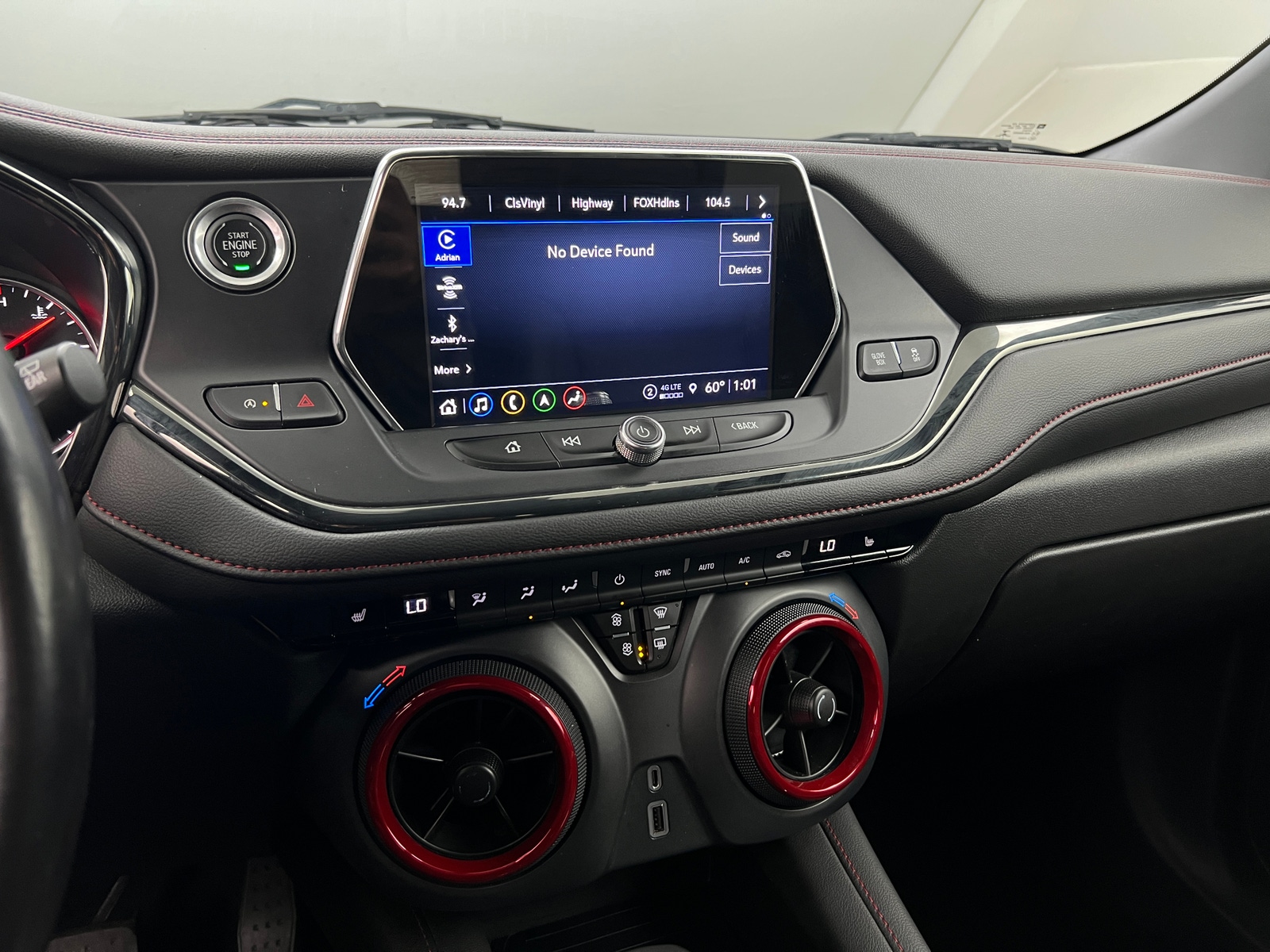 Thumbnail: 2022 Chevrolet Blazer - 3