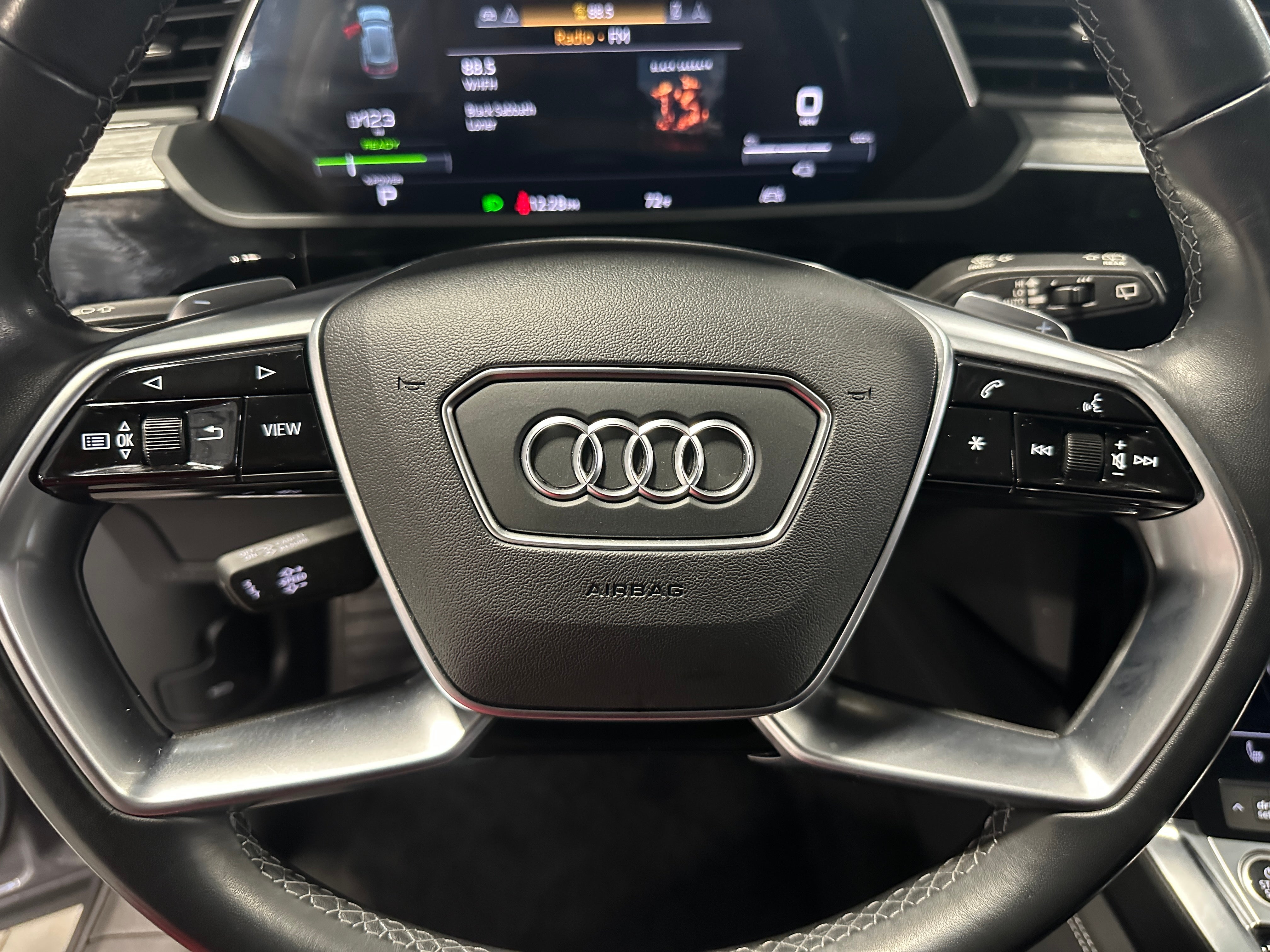 2021 Audi e-tron Premium 4