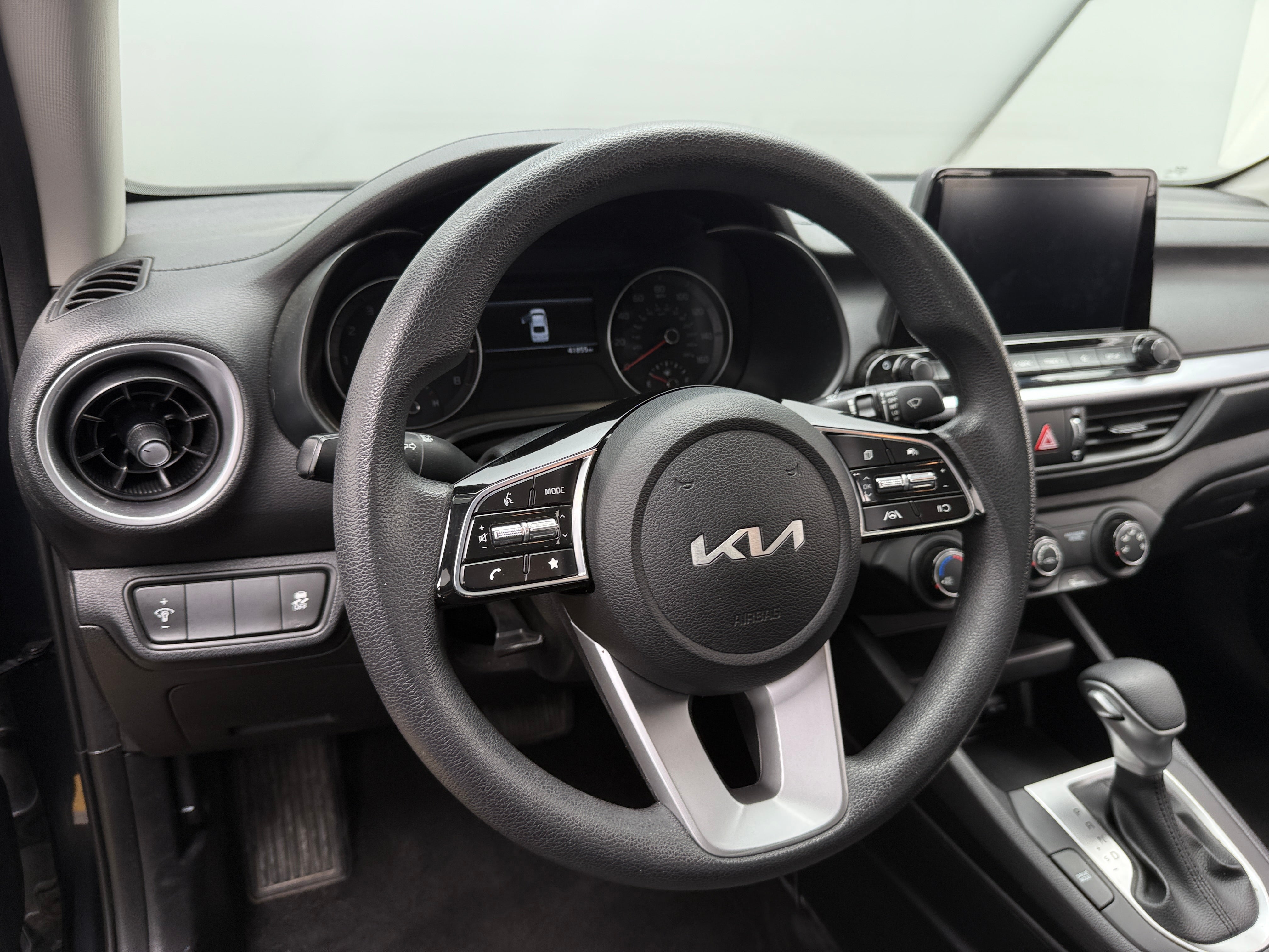 2023 Kia Forte LXS 5