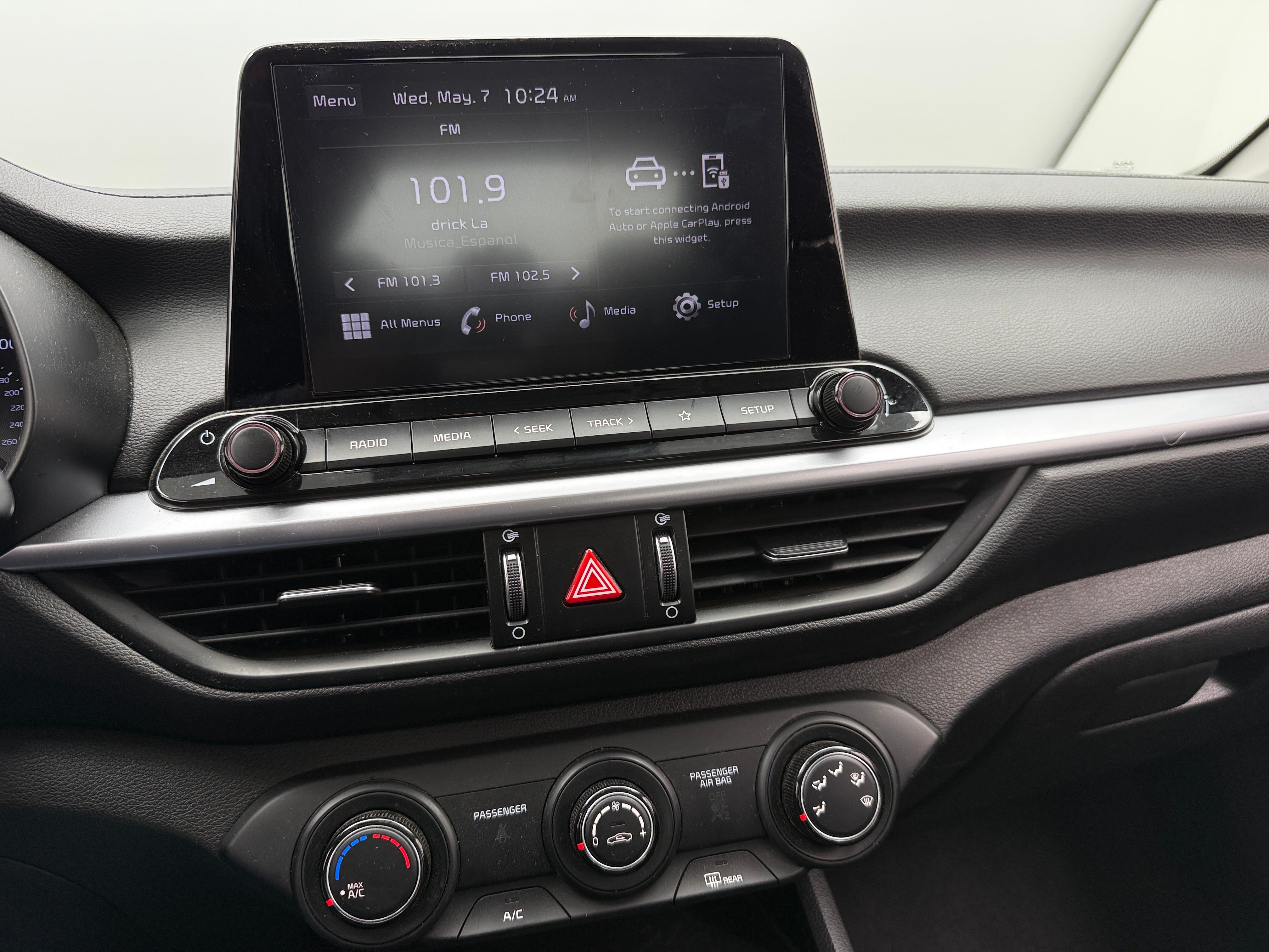2023 Kia Forte LXS 4