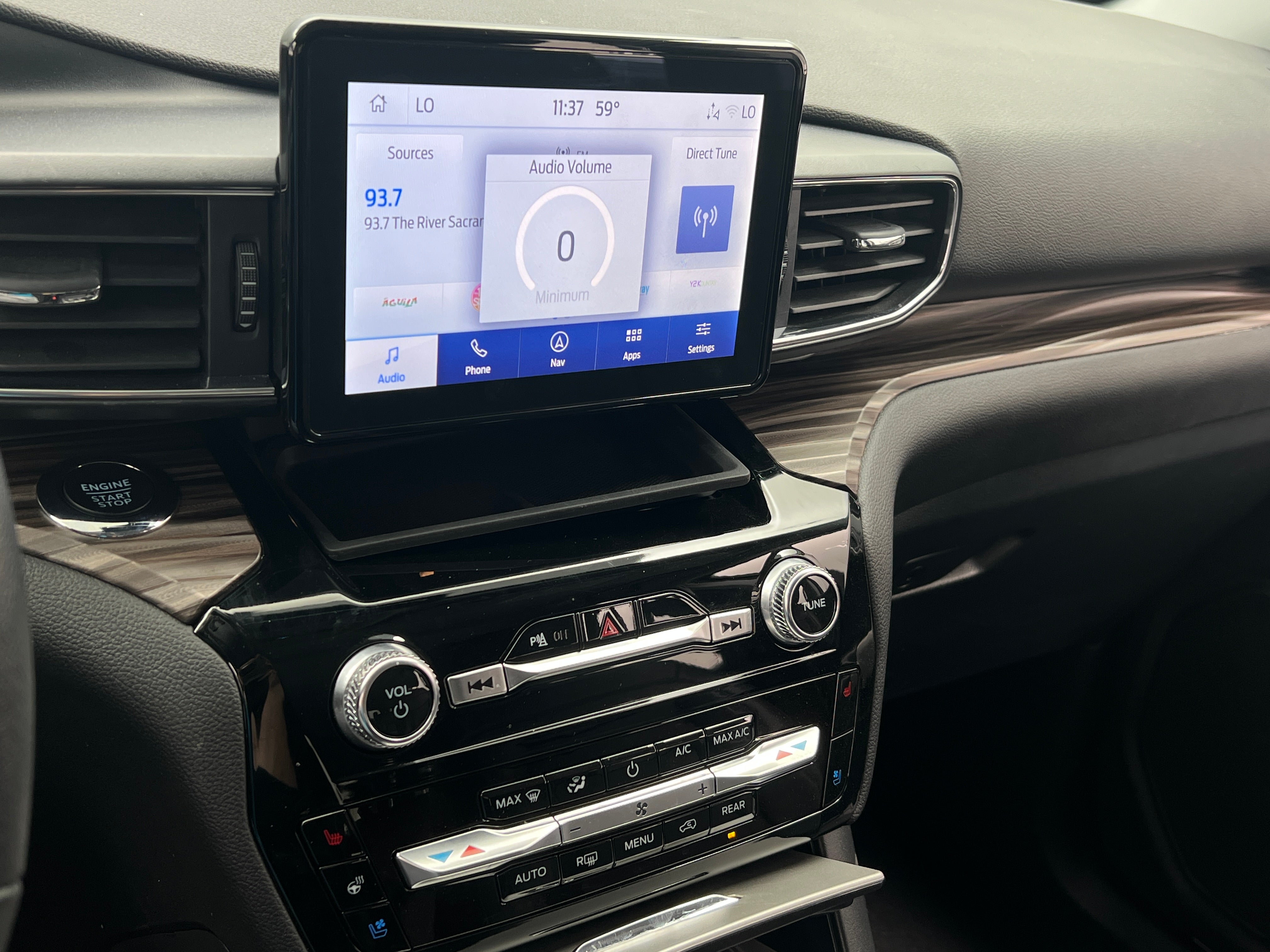 2024 Ford Explorer Limited 3