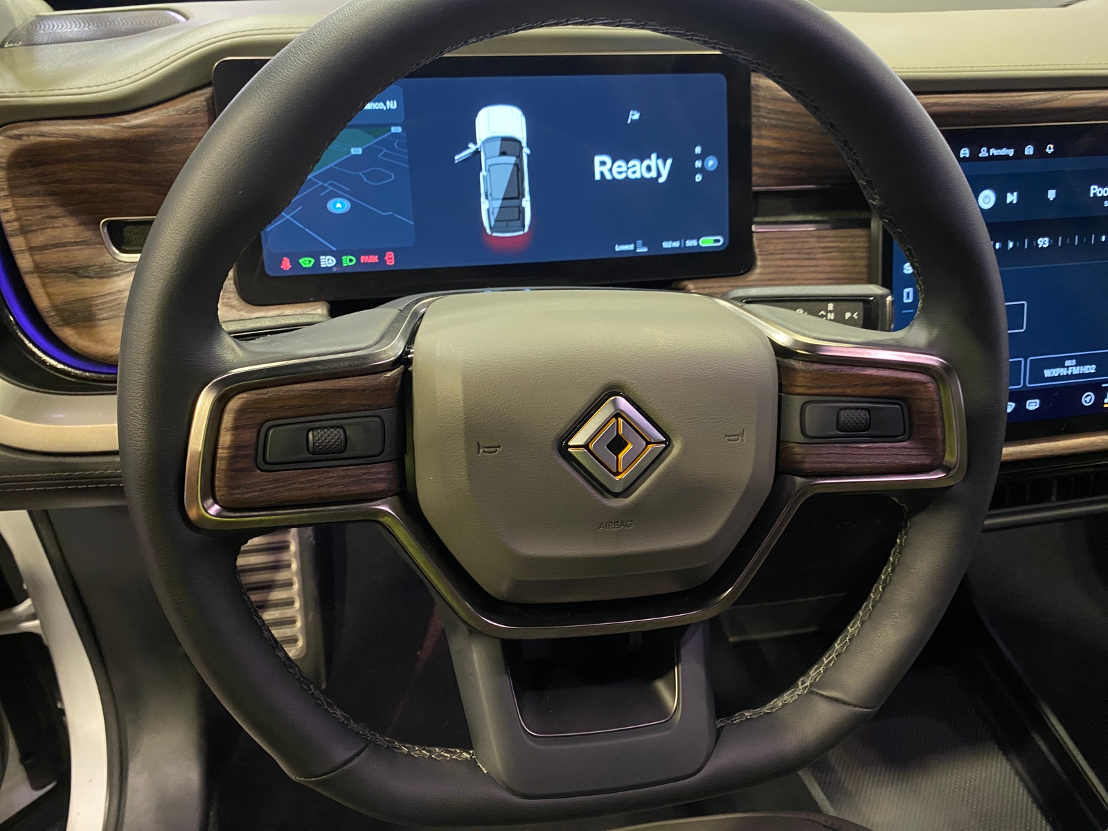 Thumbnail: 2023 Rivian R1S - 4