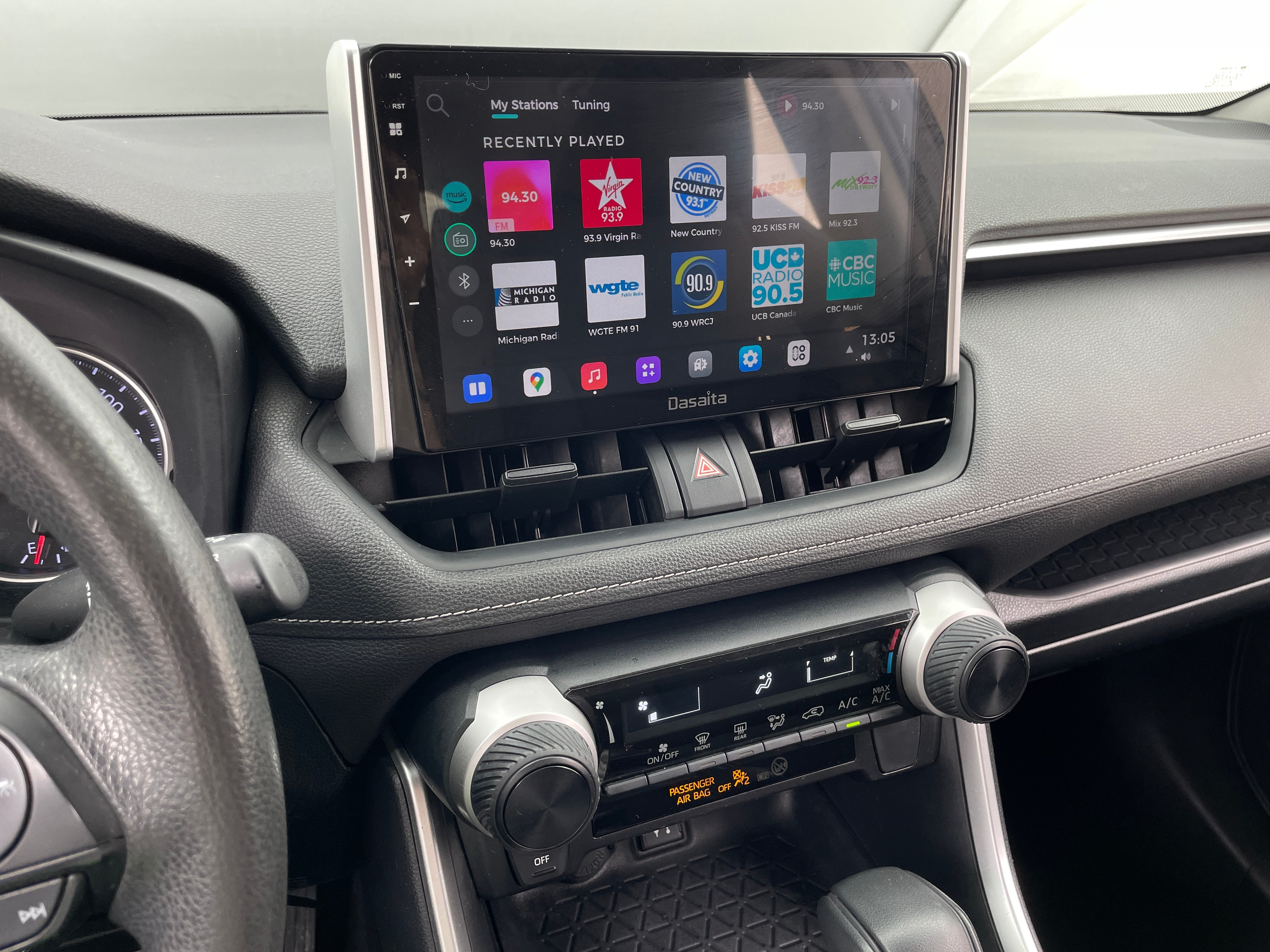 2019 Toyota RAV4 LE 4