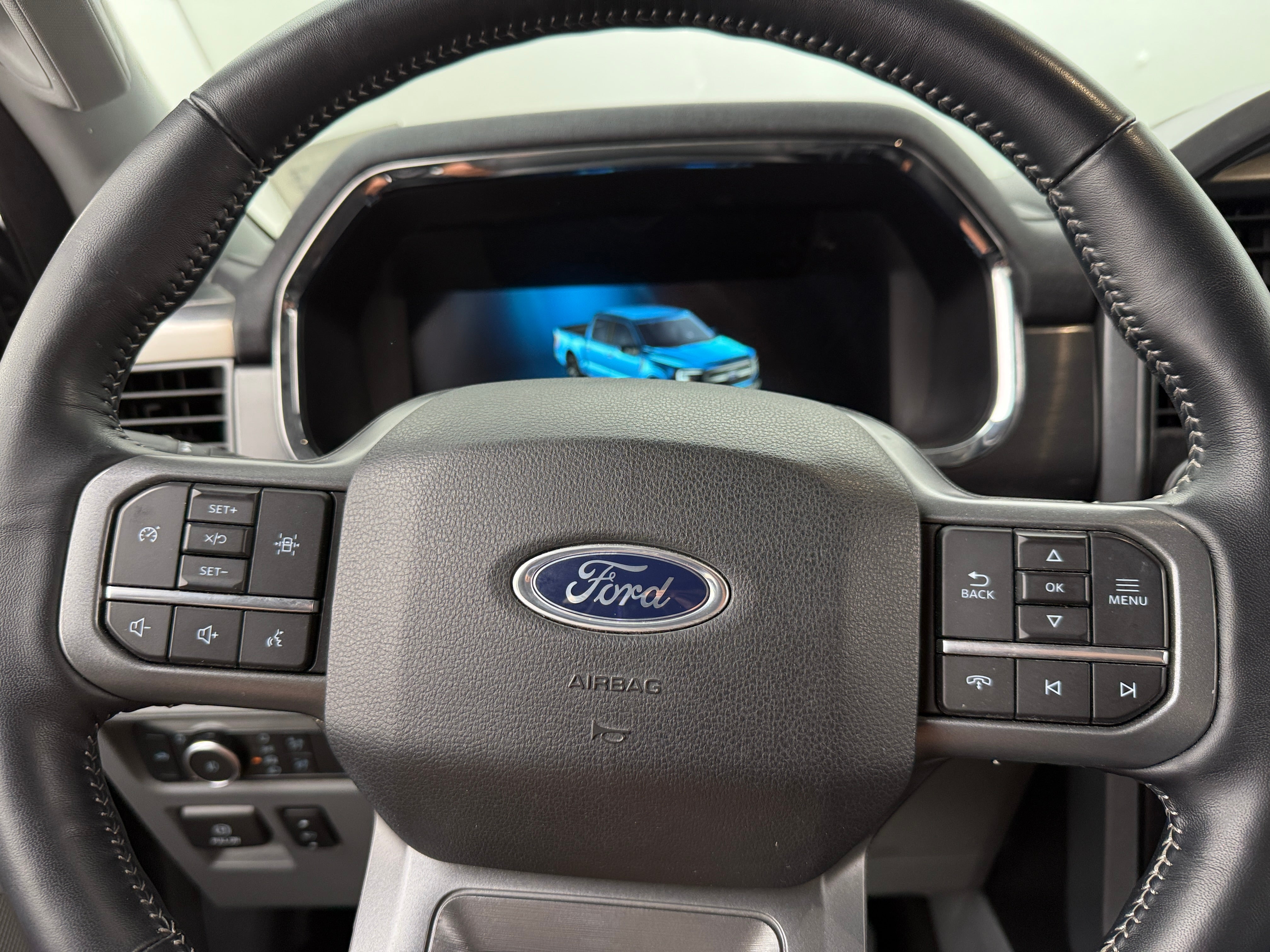 2022 Ford Econoline E-150 4