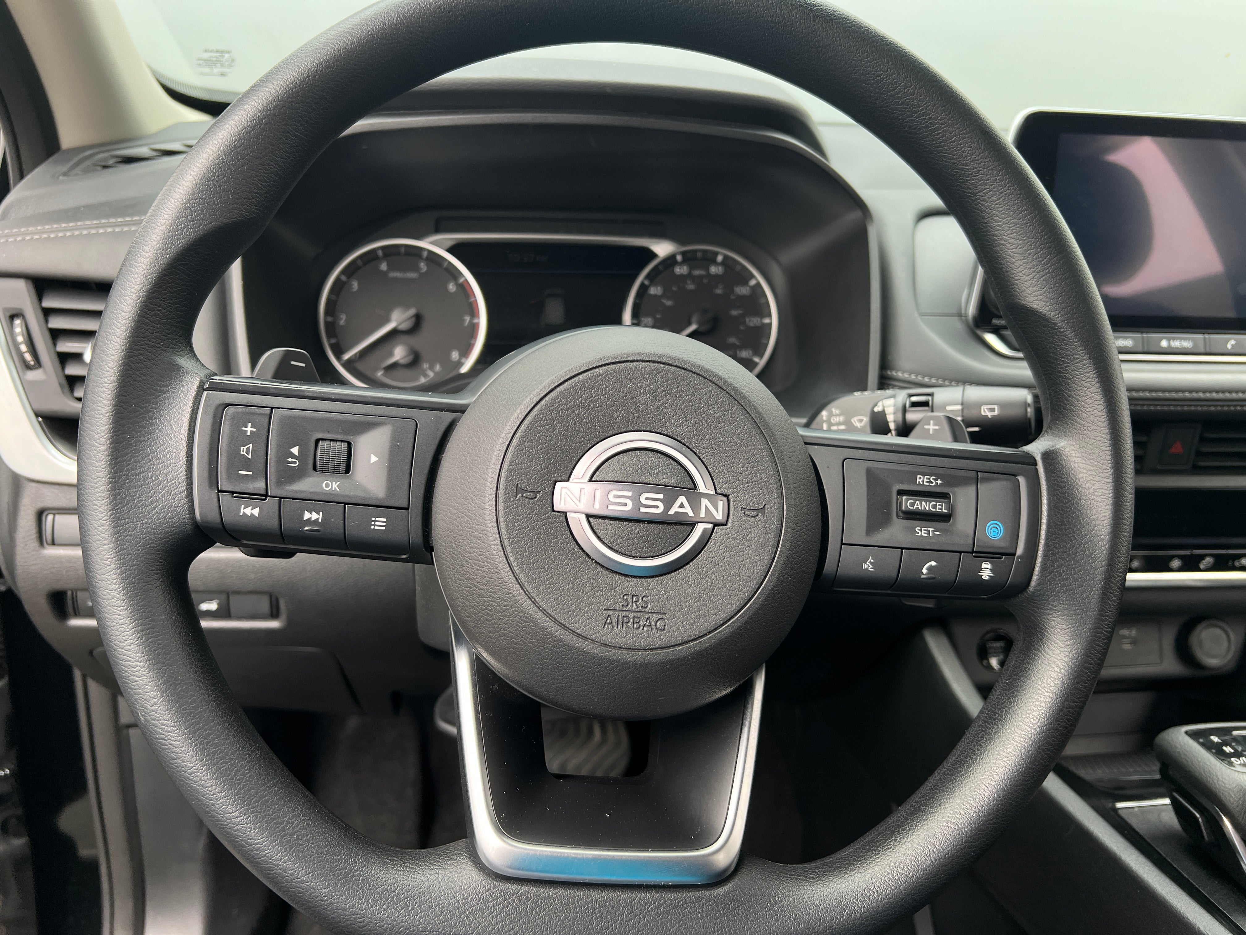 2024 Nissan Rogue SV 5