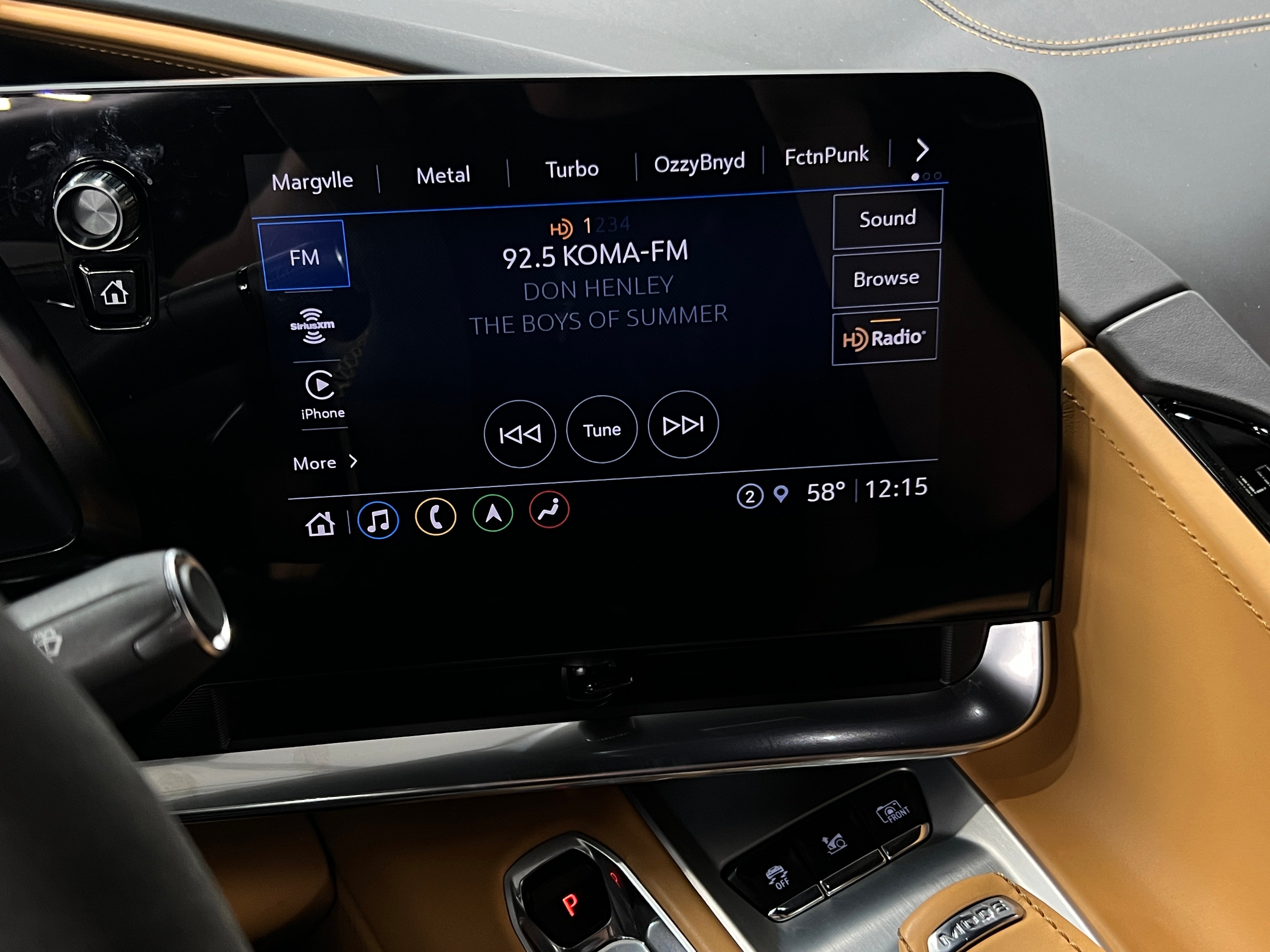 2021 Chevrolet Corvette Stingray 2