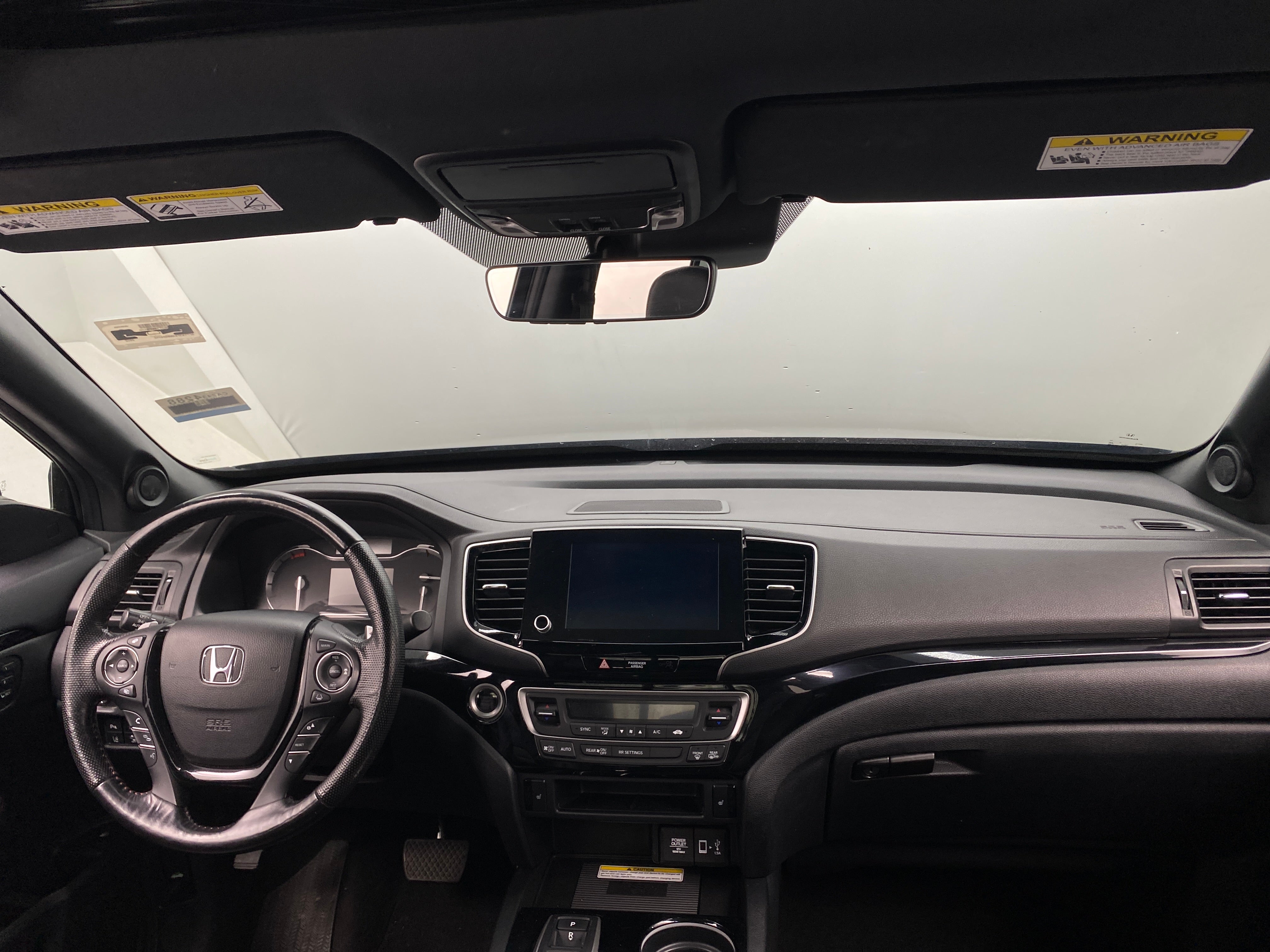 2022 Honda Ridgeline Black Edition 2