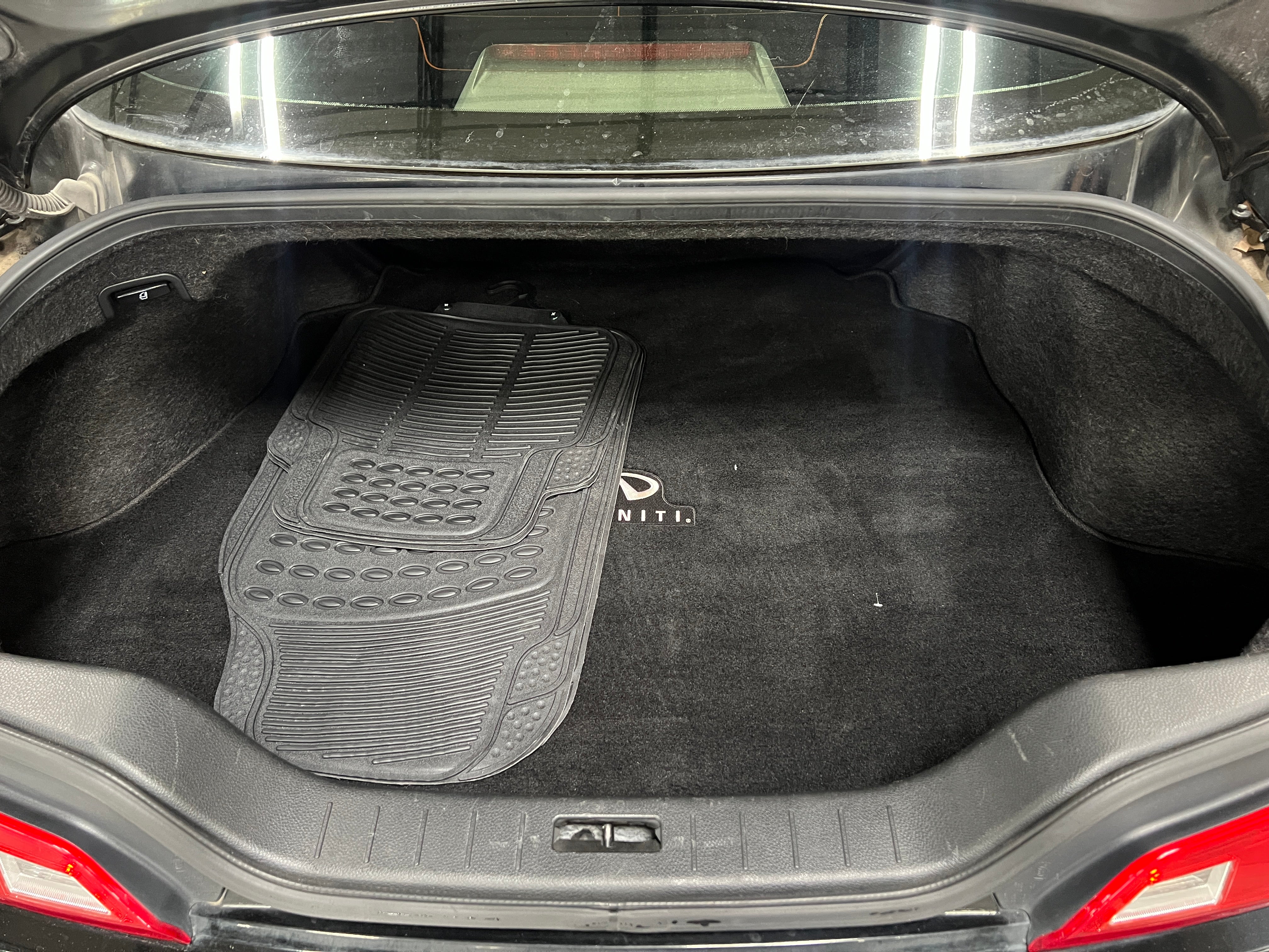 2013 INFINITI G37 Sport 4