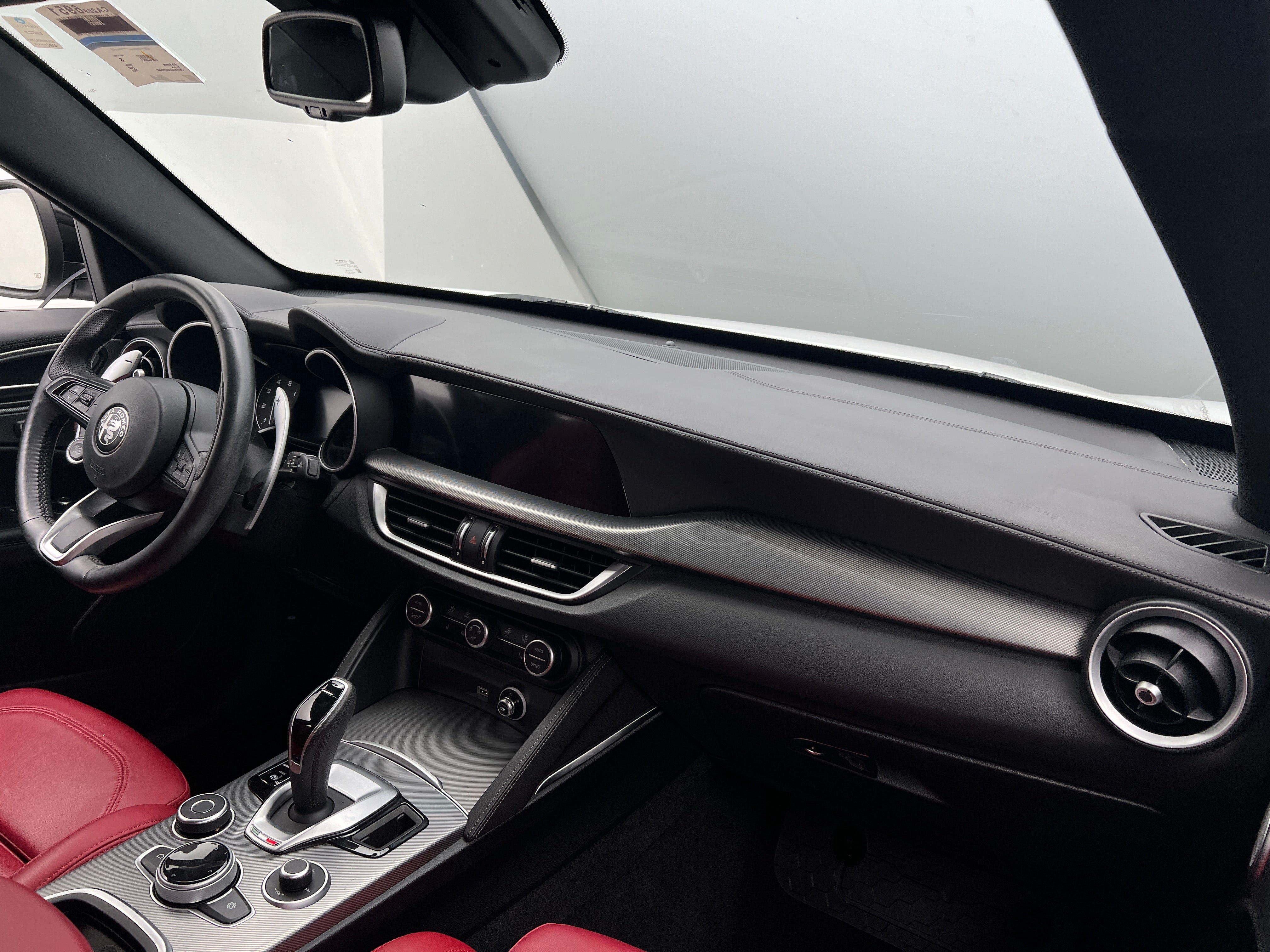 2022 Alfa Romeo Stelvio Ti 2