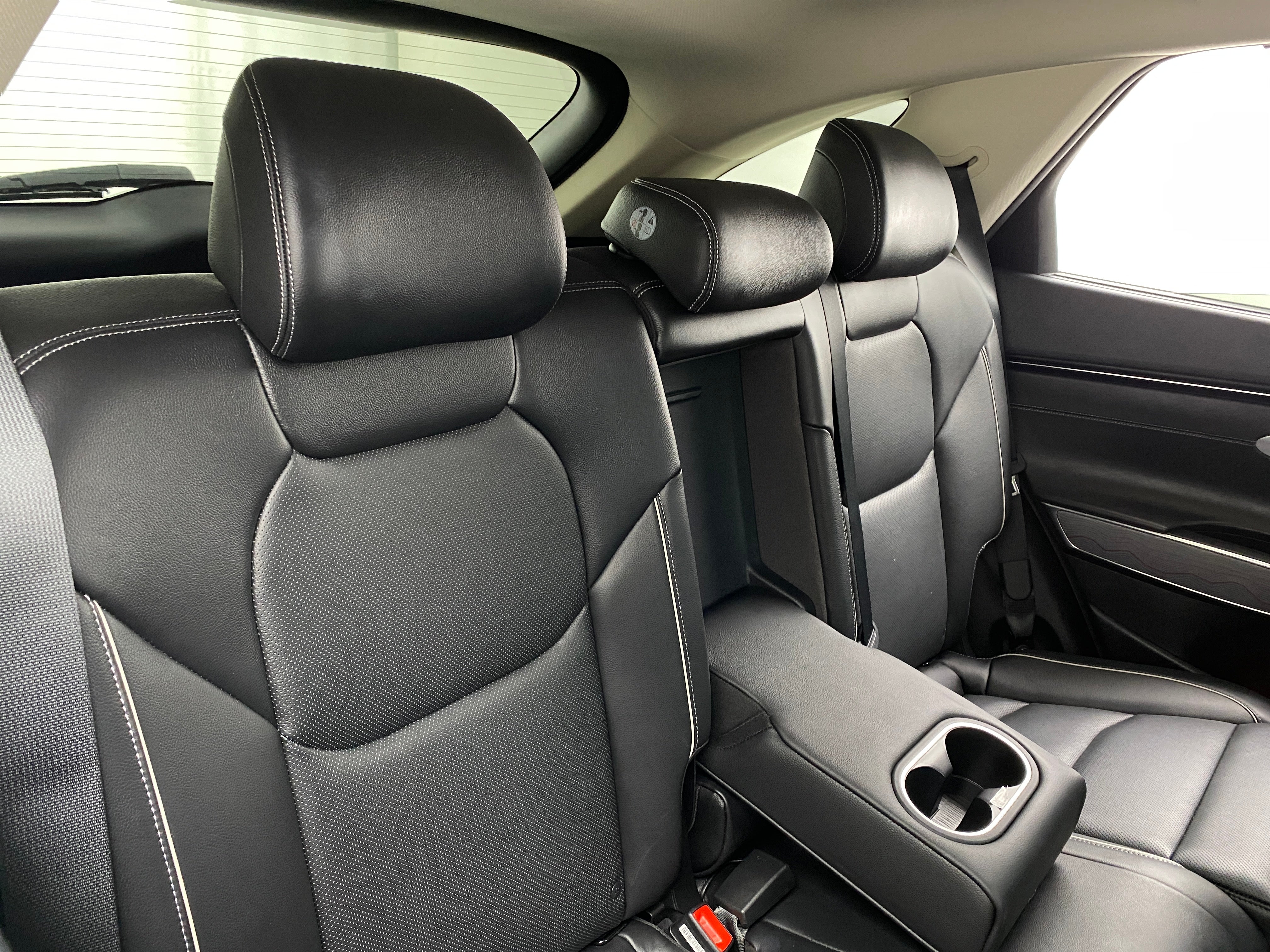 2022 Genesis GV70 Standard 5