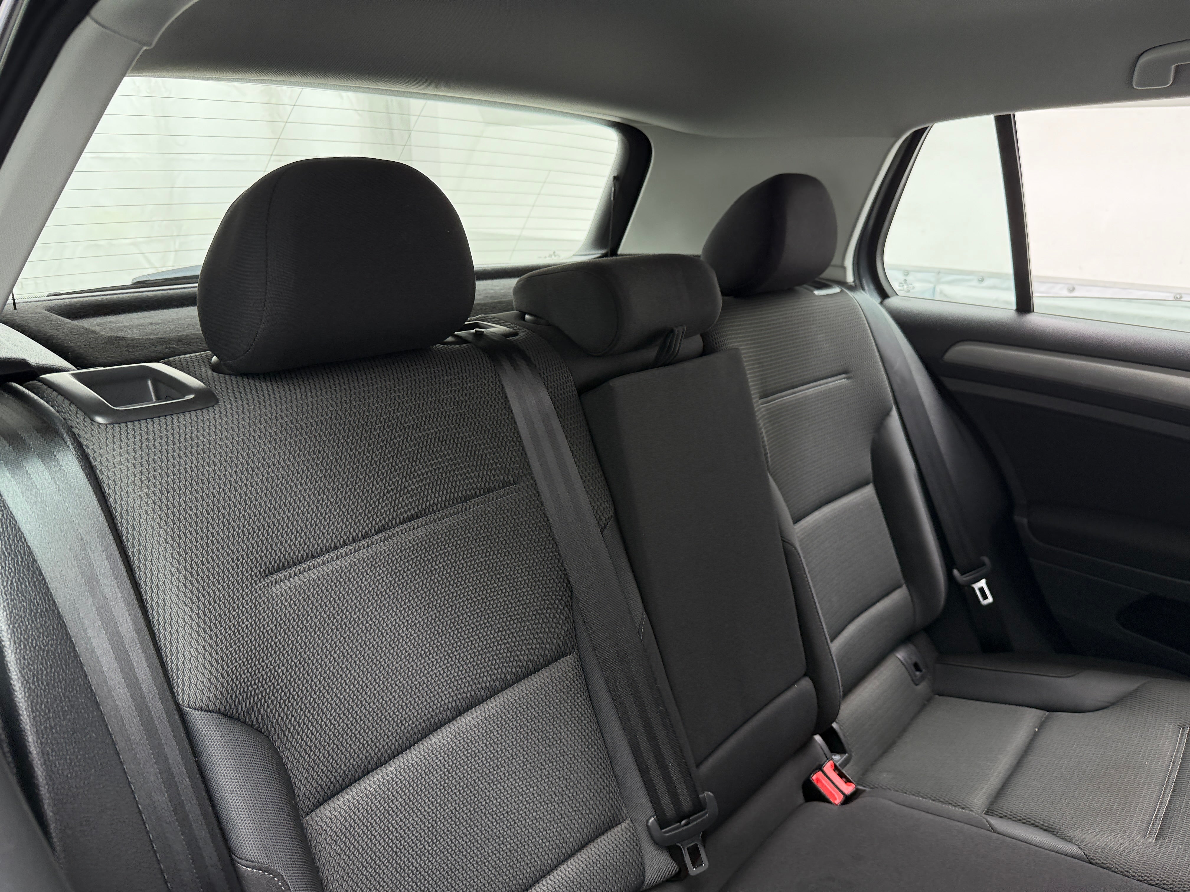 2017 Volkswagen Golf S 6