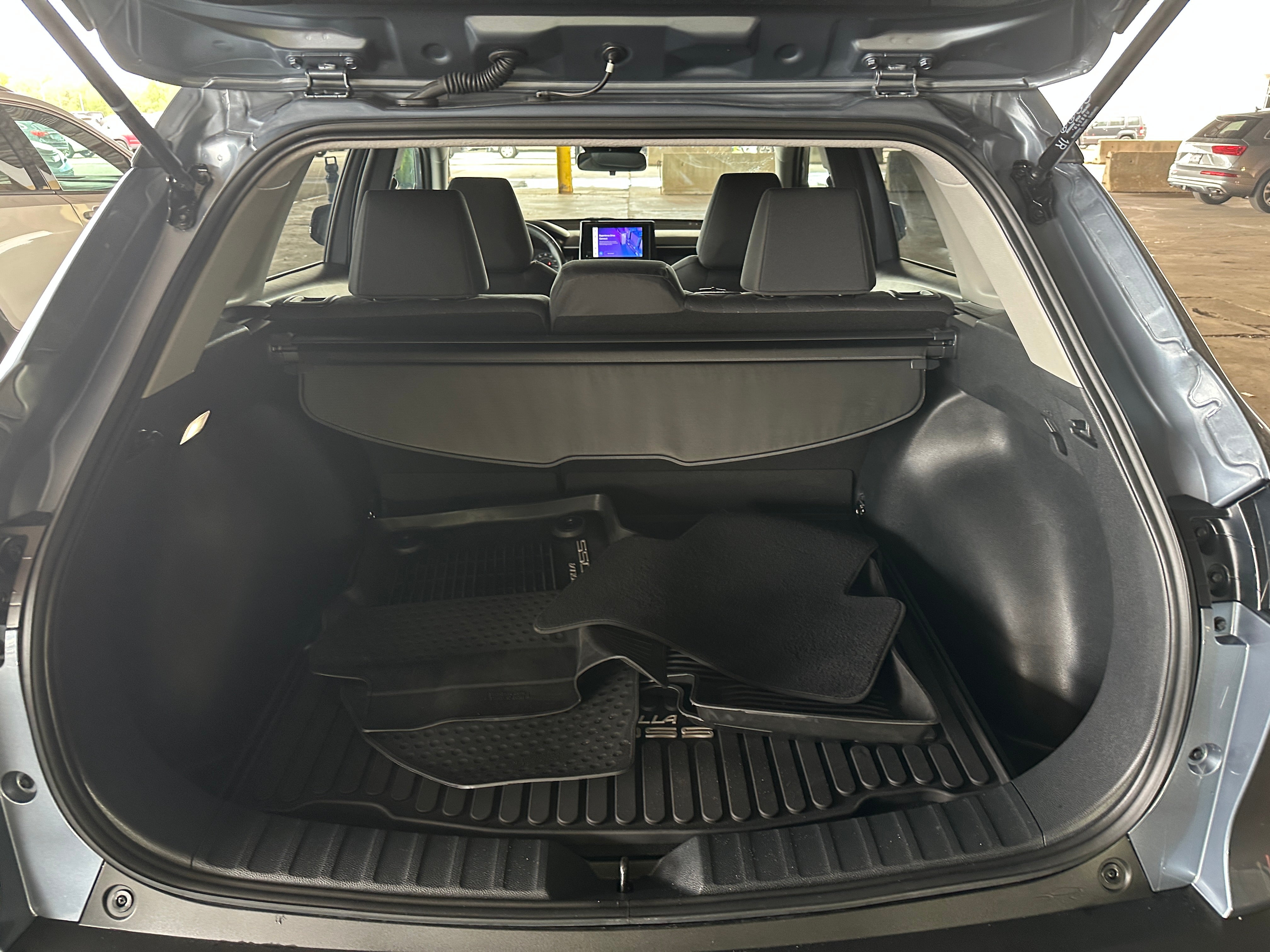 2024 Toyota Corolla Cross LE 7