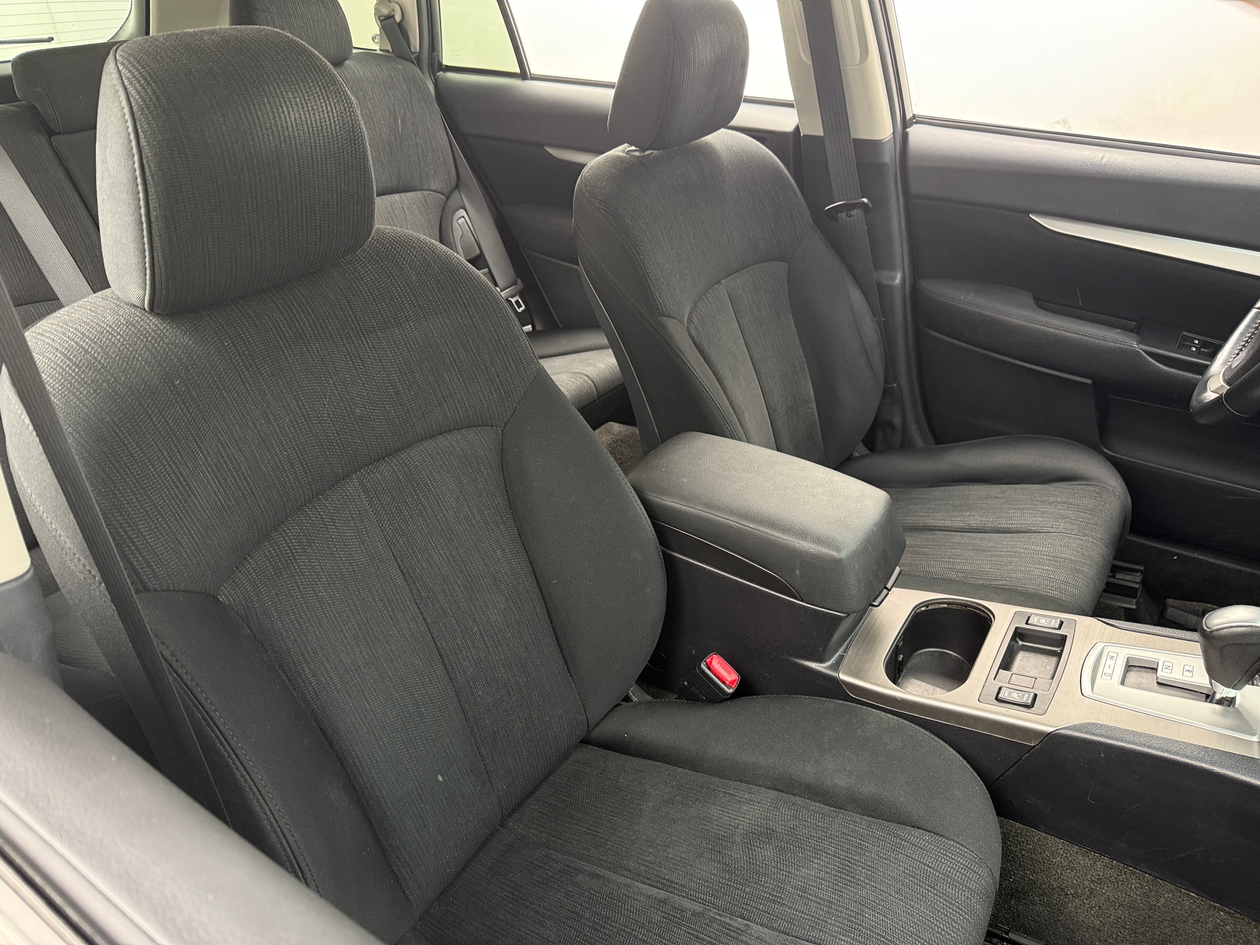 2014 Subaru Outback Premium 2