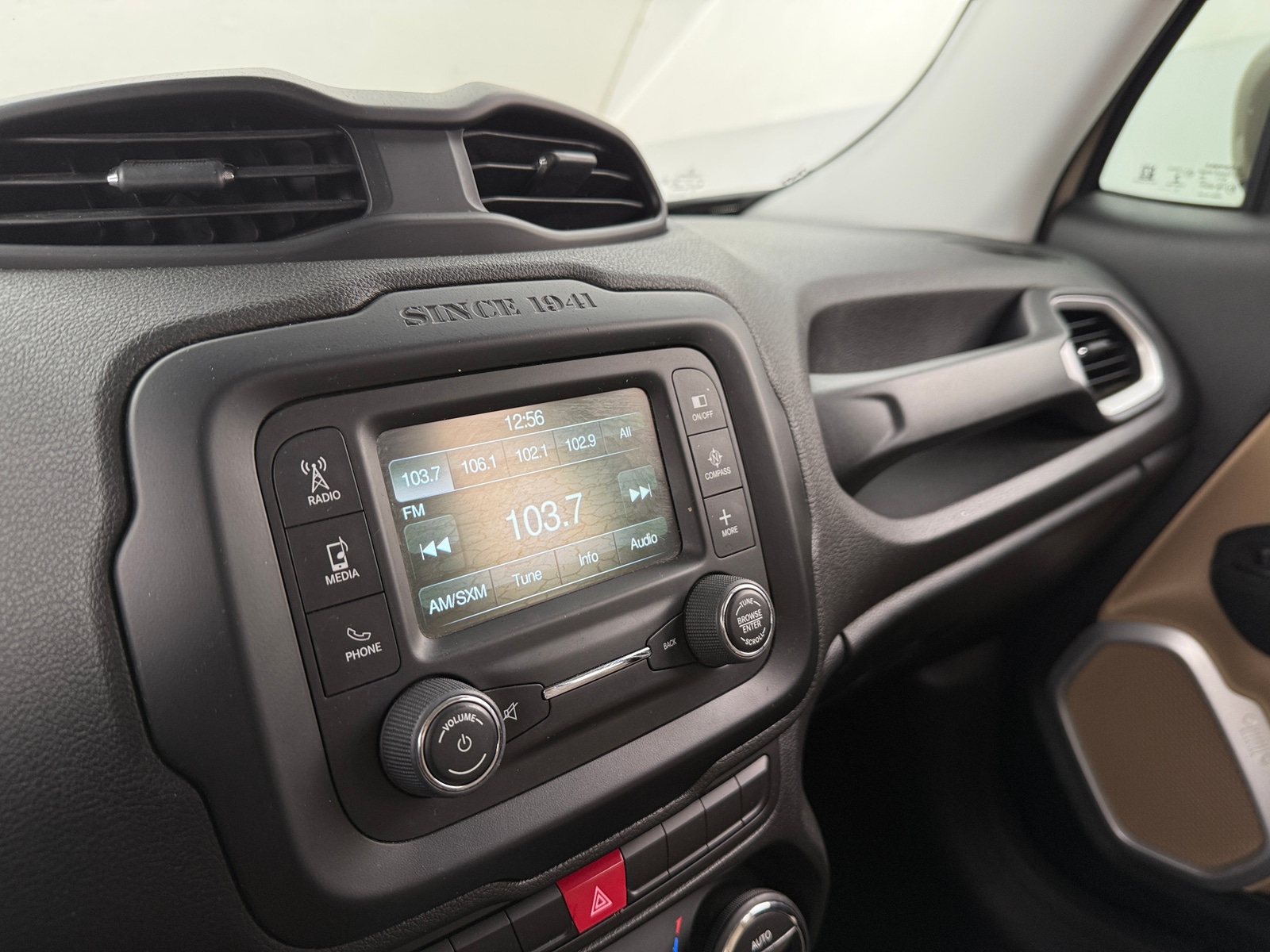 Thumbnail: 2015 Jeep Renegade - 4