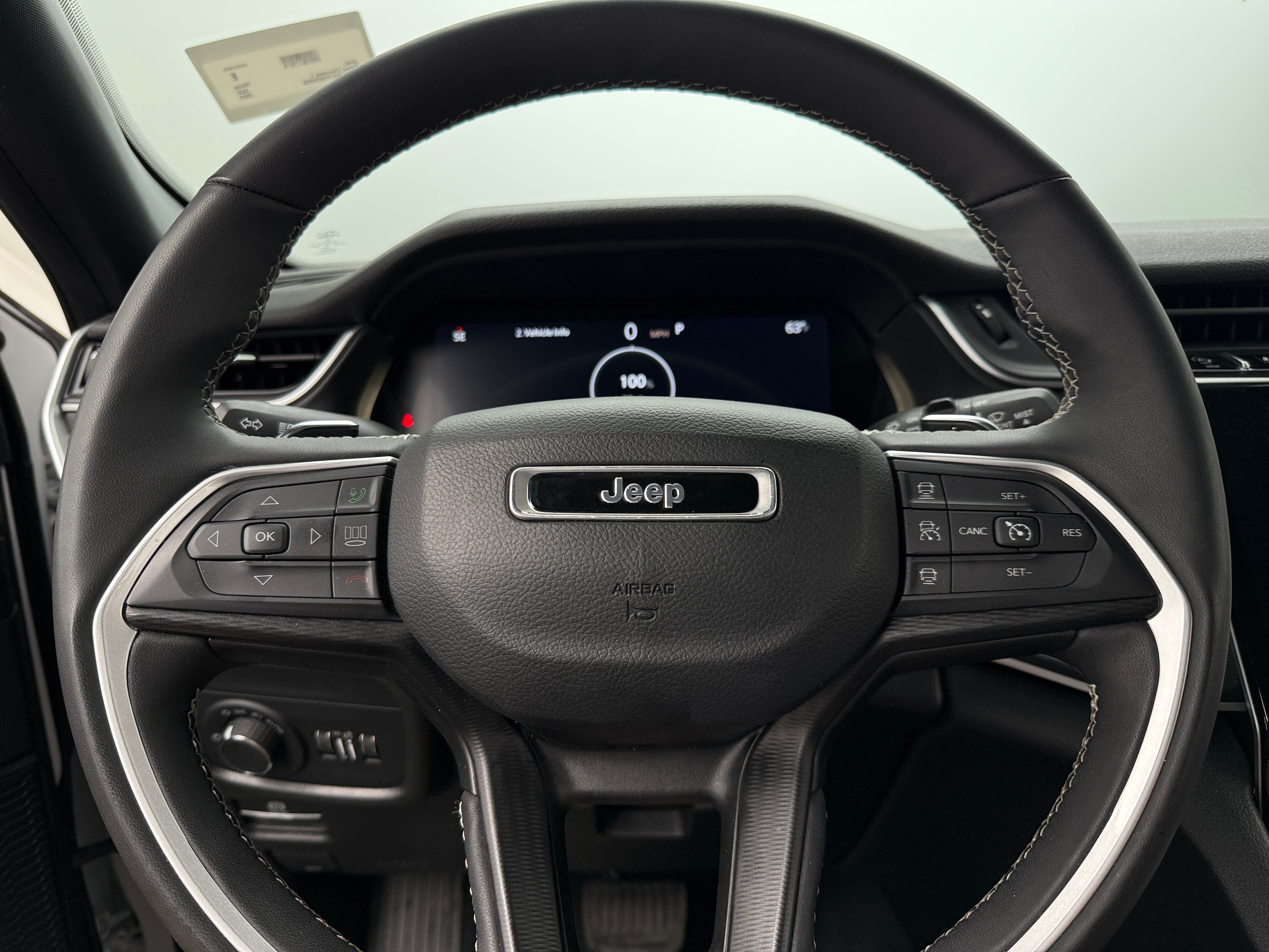 2023 Jeep Grand Cherokee L Altitude 5
