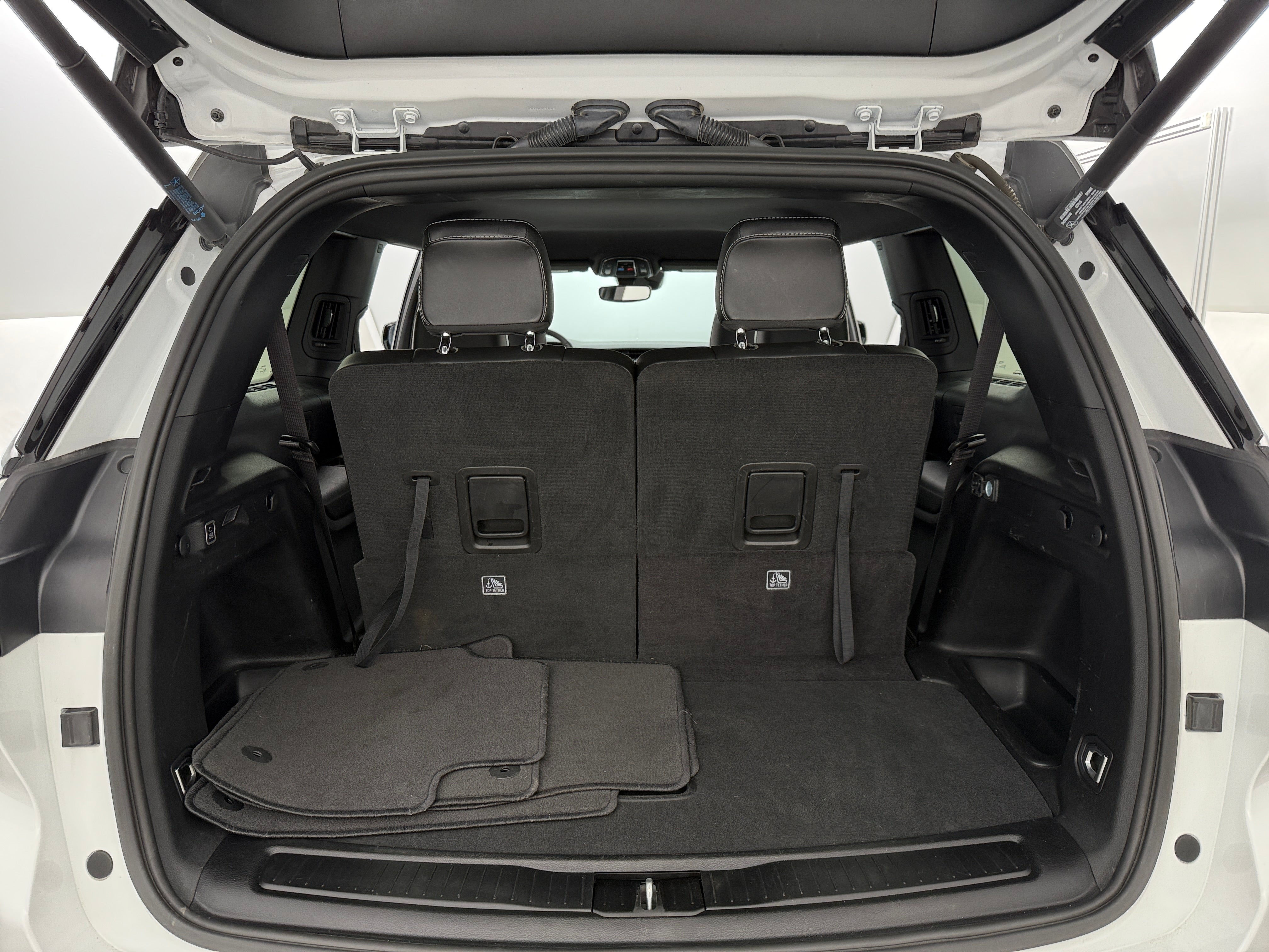 2023 Jeep Grand Cherokee L Altitude 7