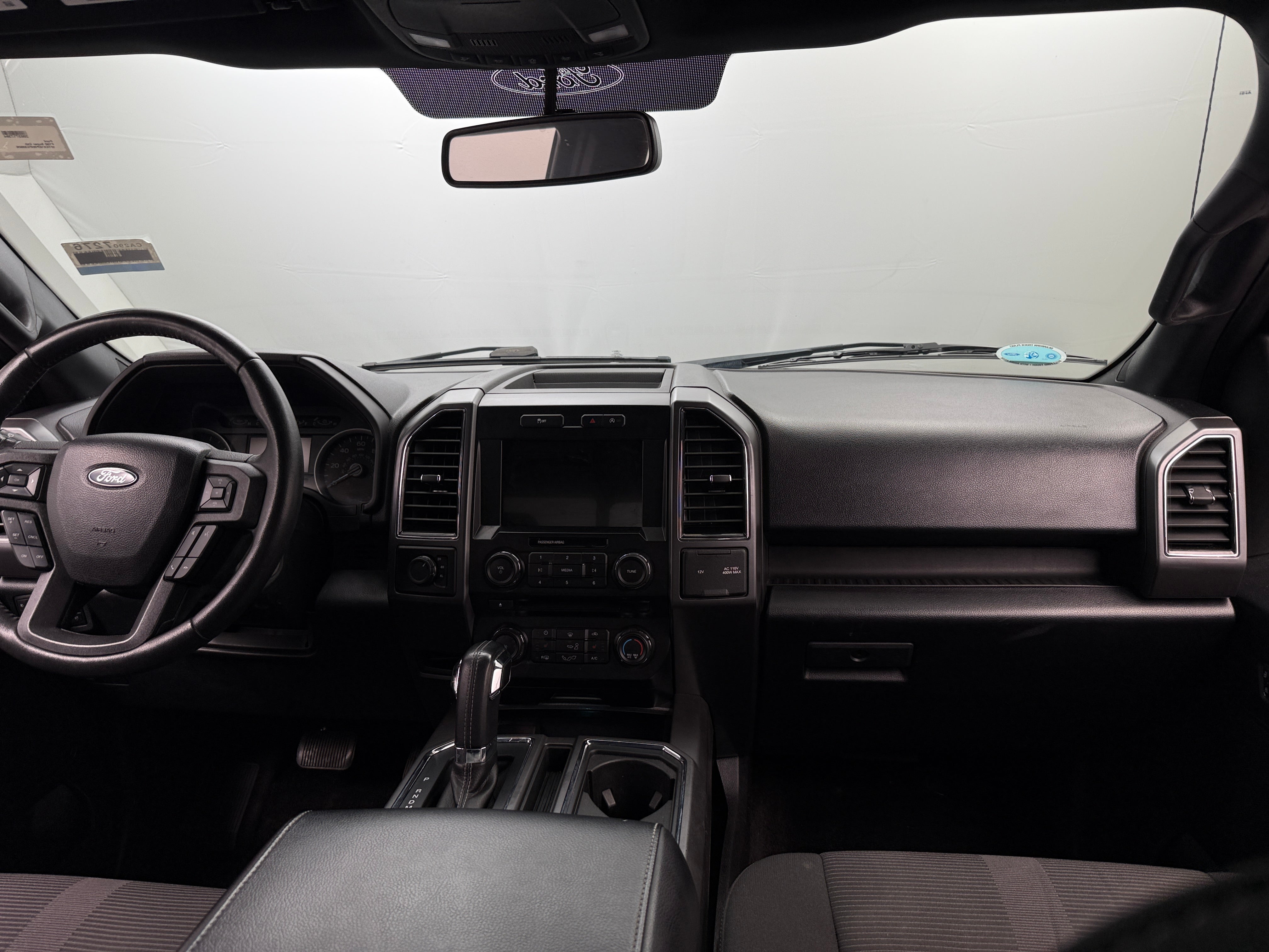 2017 Ford Econoline E-150 3