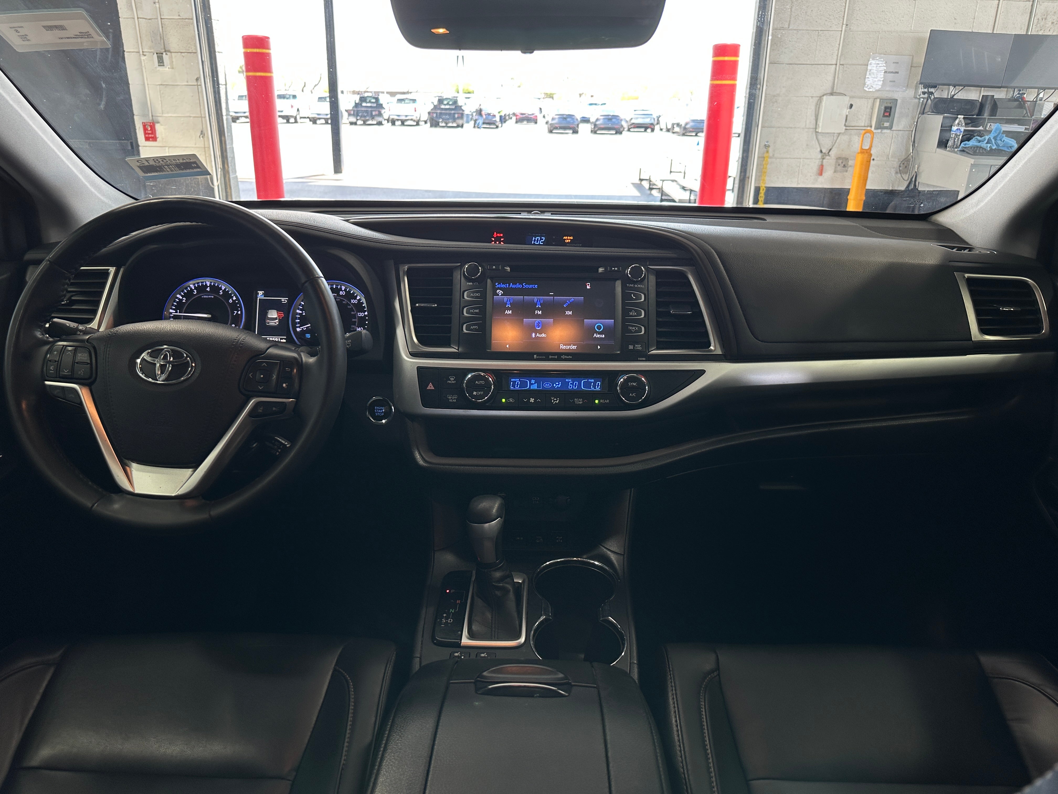 2019 Toyota Highlander XLE 2