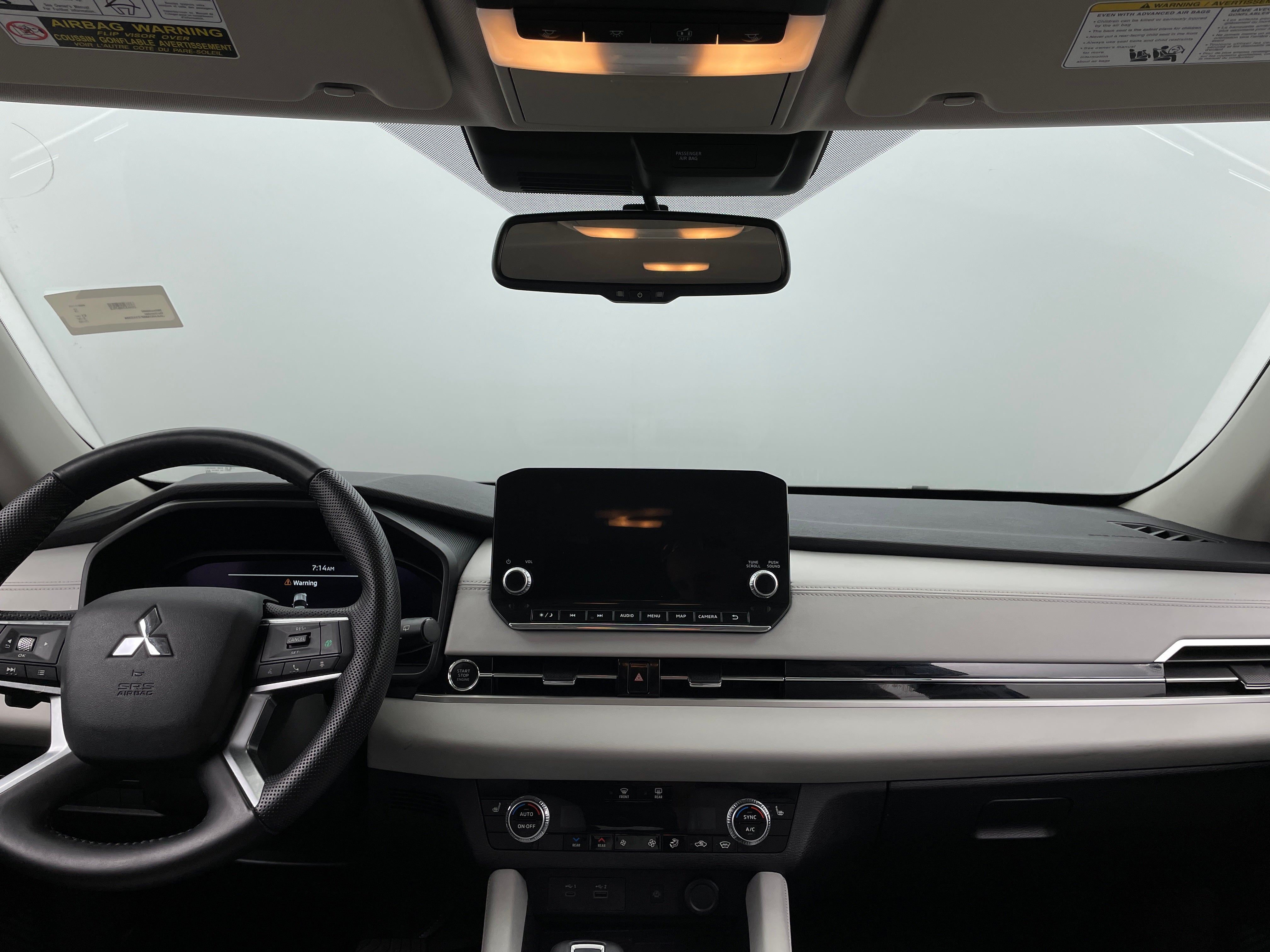2023 Mitsubishi Outlander SEL 2