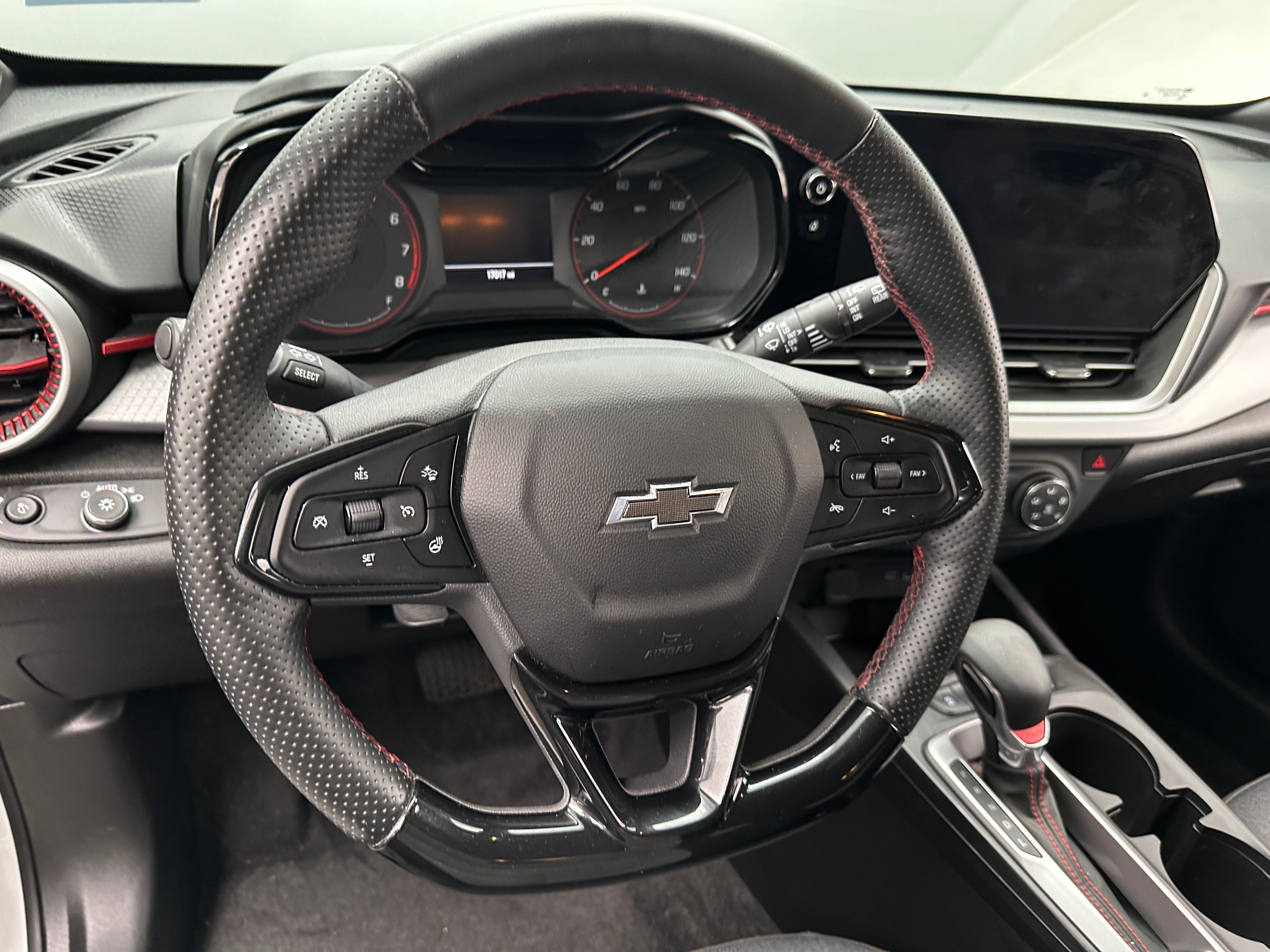 2024 Chevrolet Trax RS 5