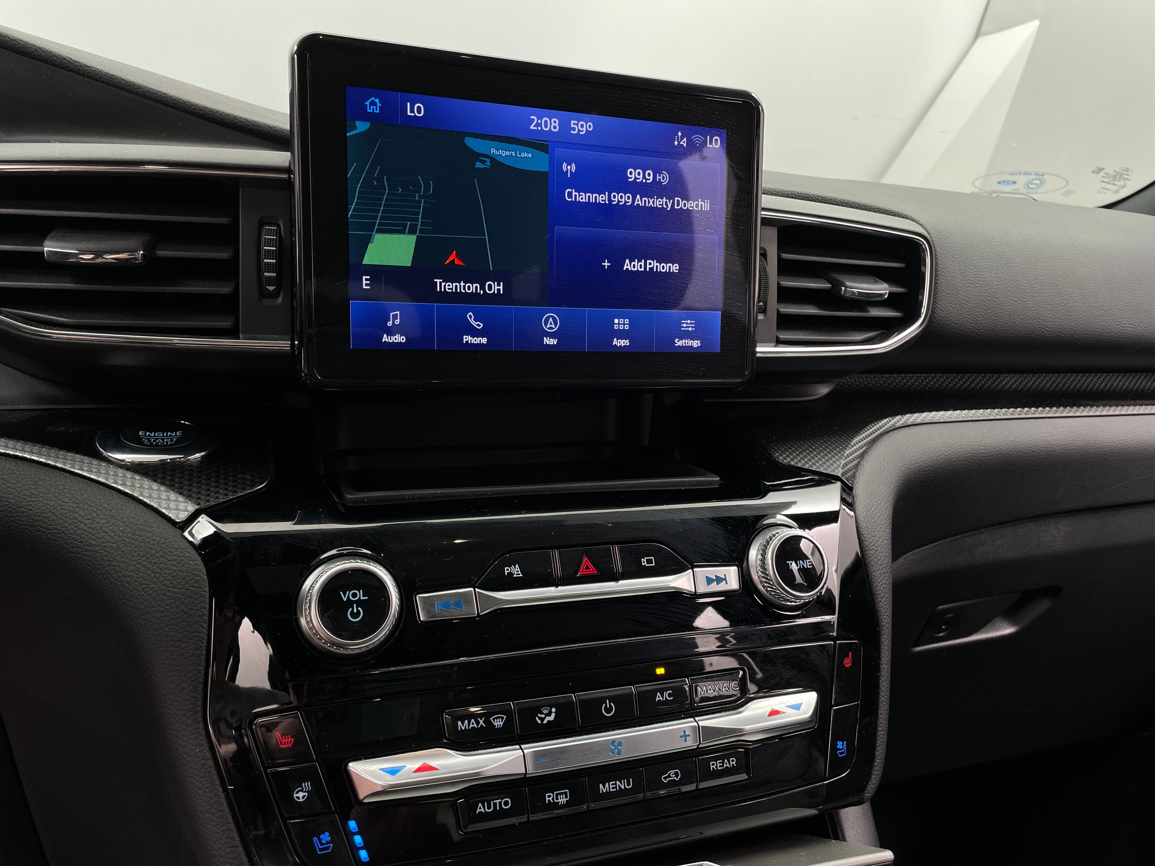 2022 Ford Explorer ST 3