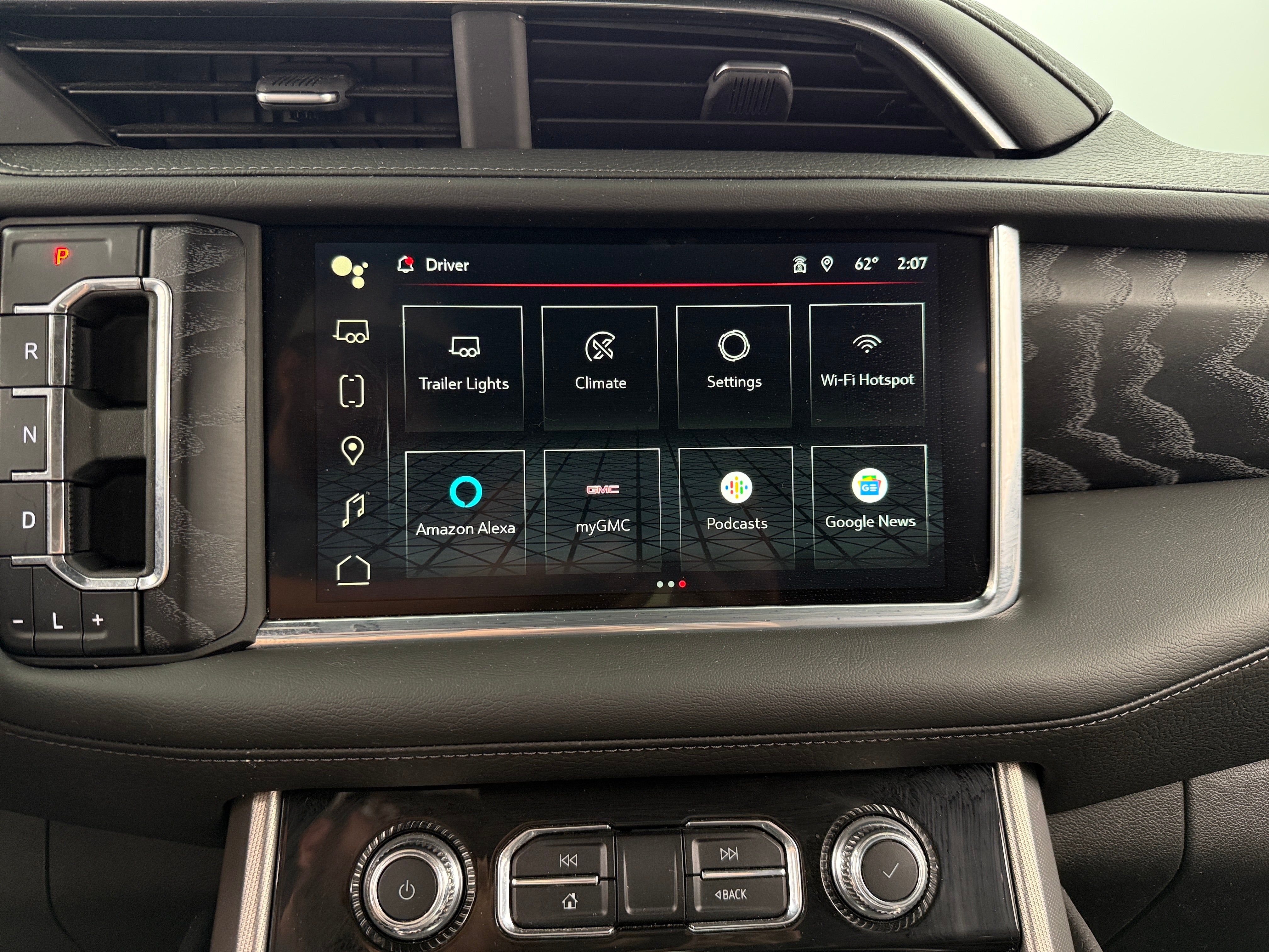 2023 GMC Yukon Denali 3