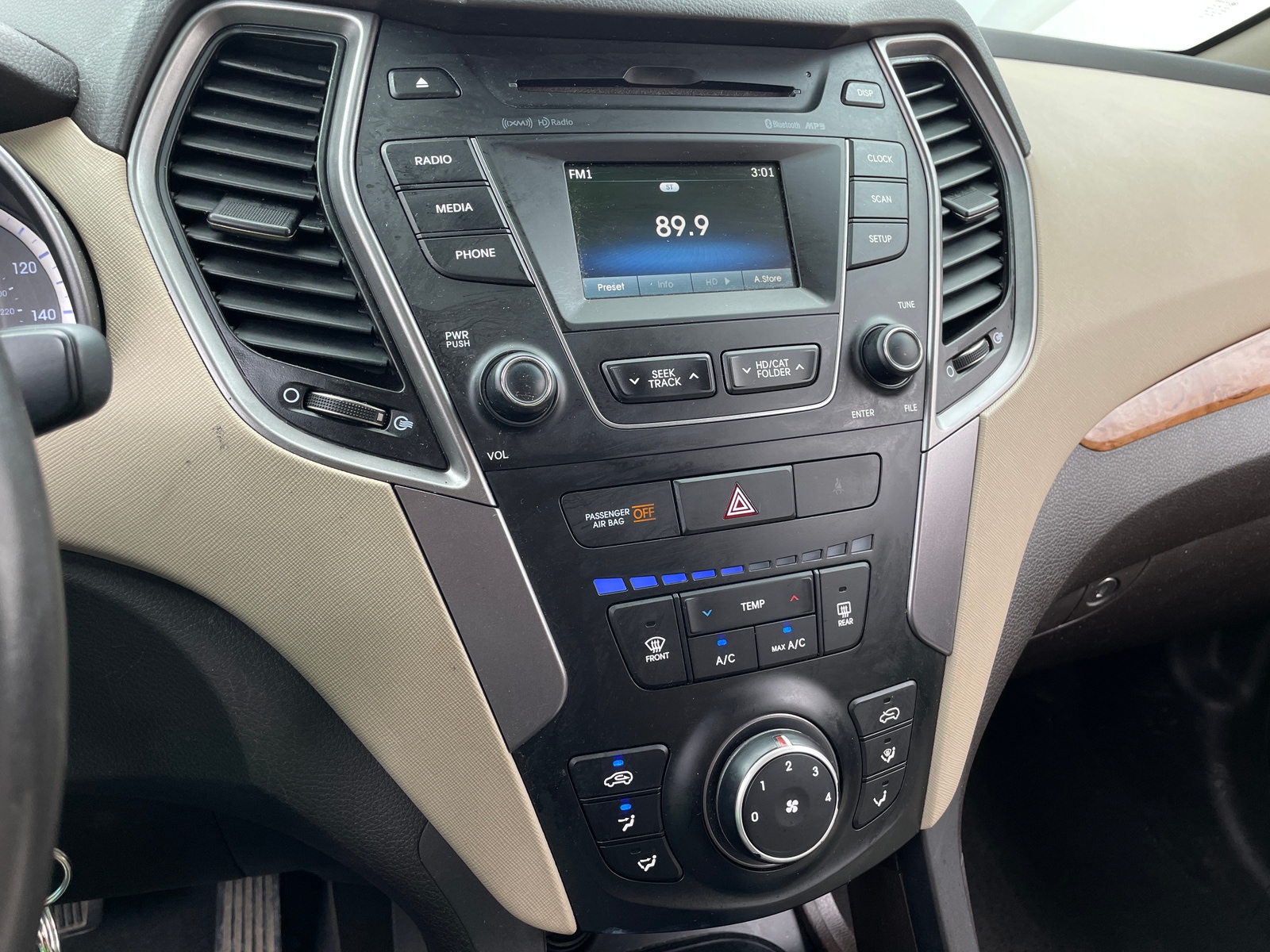 Thumbnail: 2014 Hyundai Santa Fe - 4