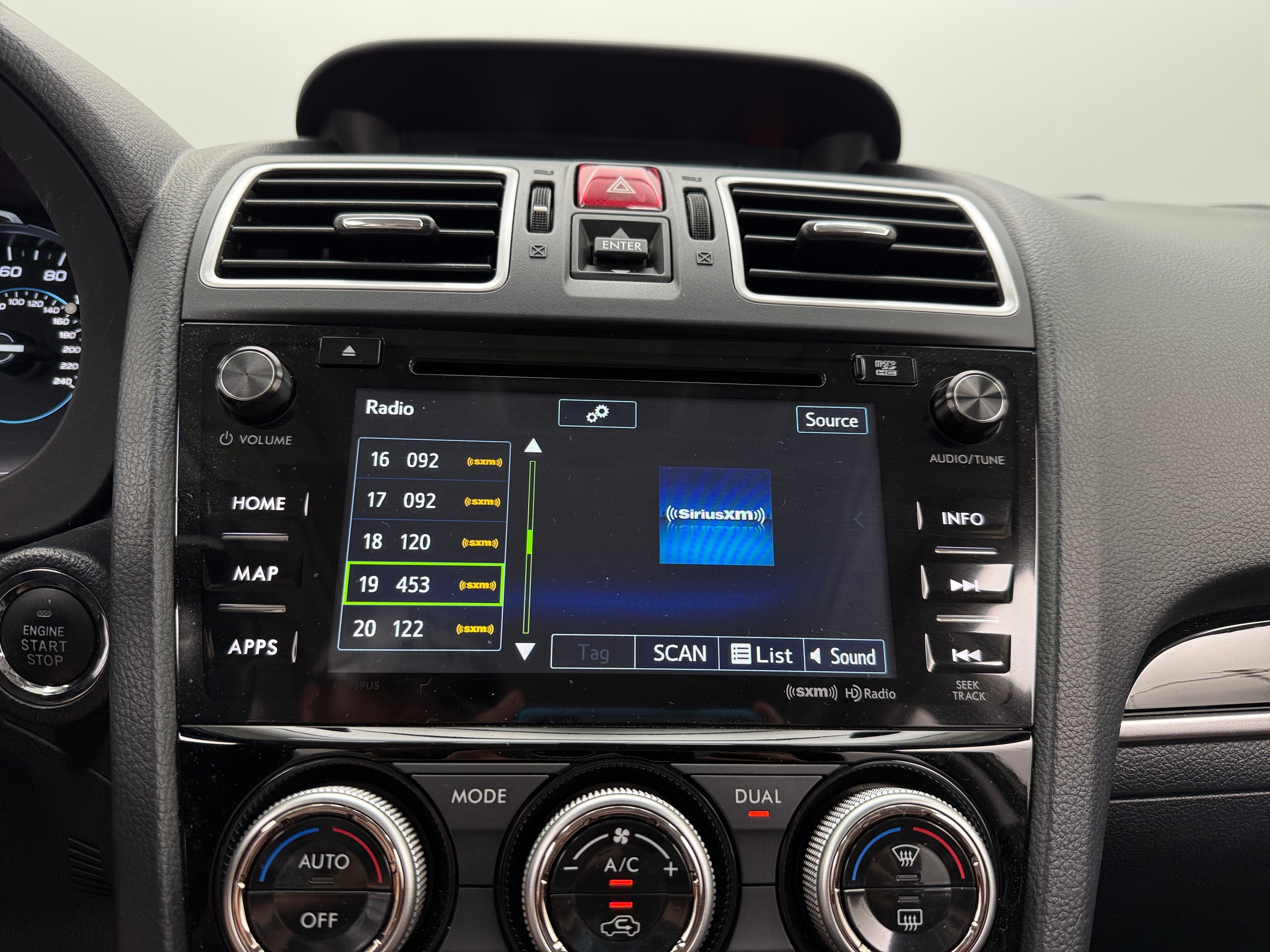 2018 Subaru Forester Touring 3
