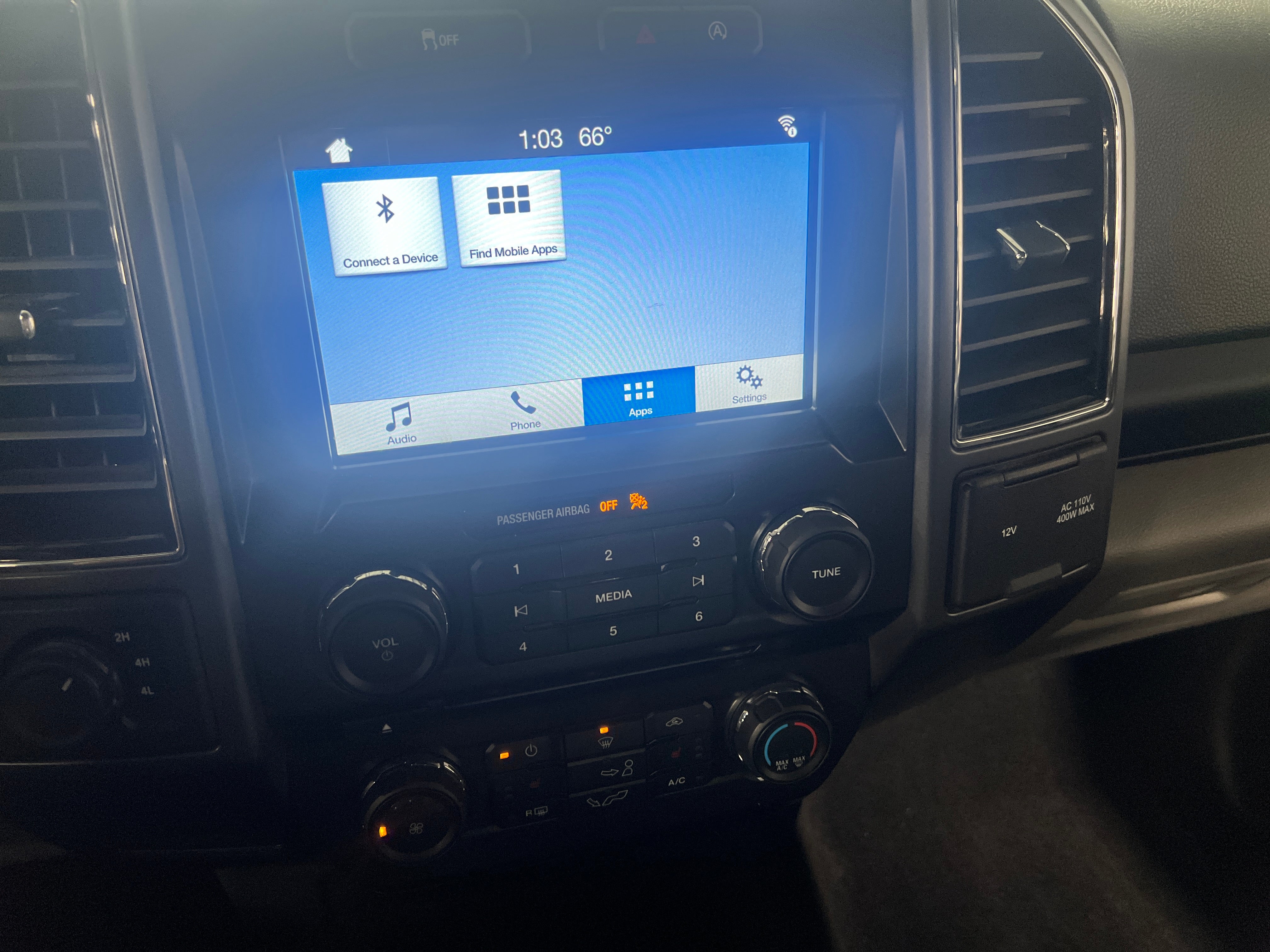 2018 Ford Econoline E-150 4
