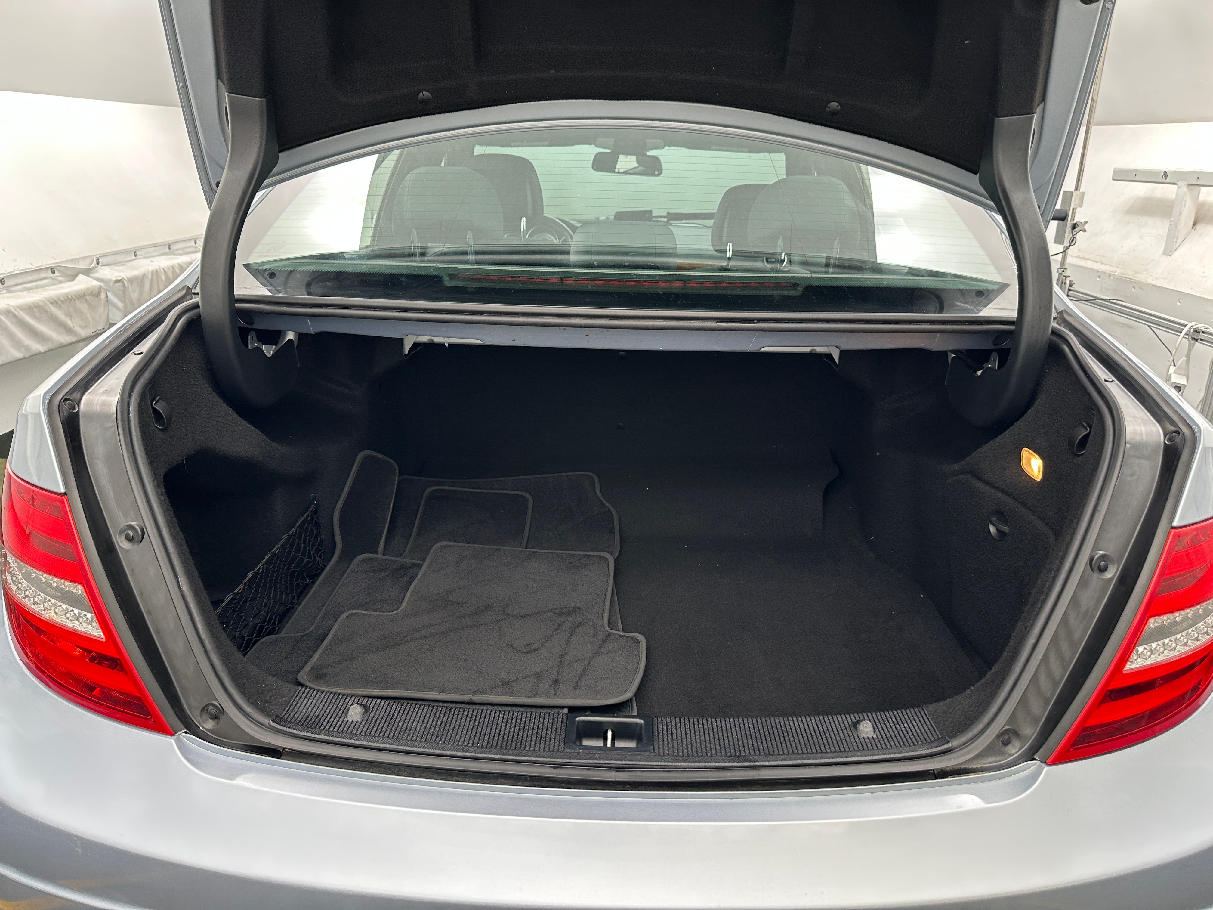 2013 Mercedes-Benz C-Class C 300 6