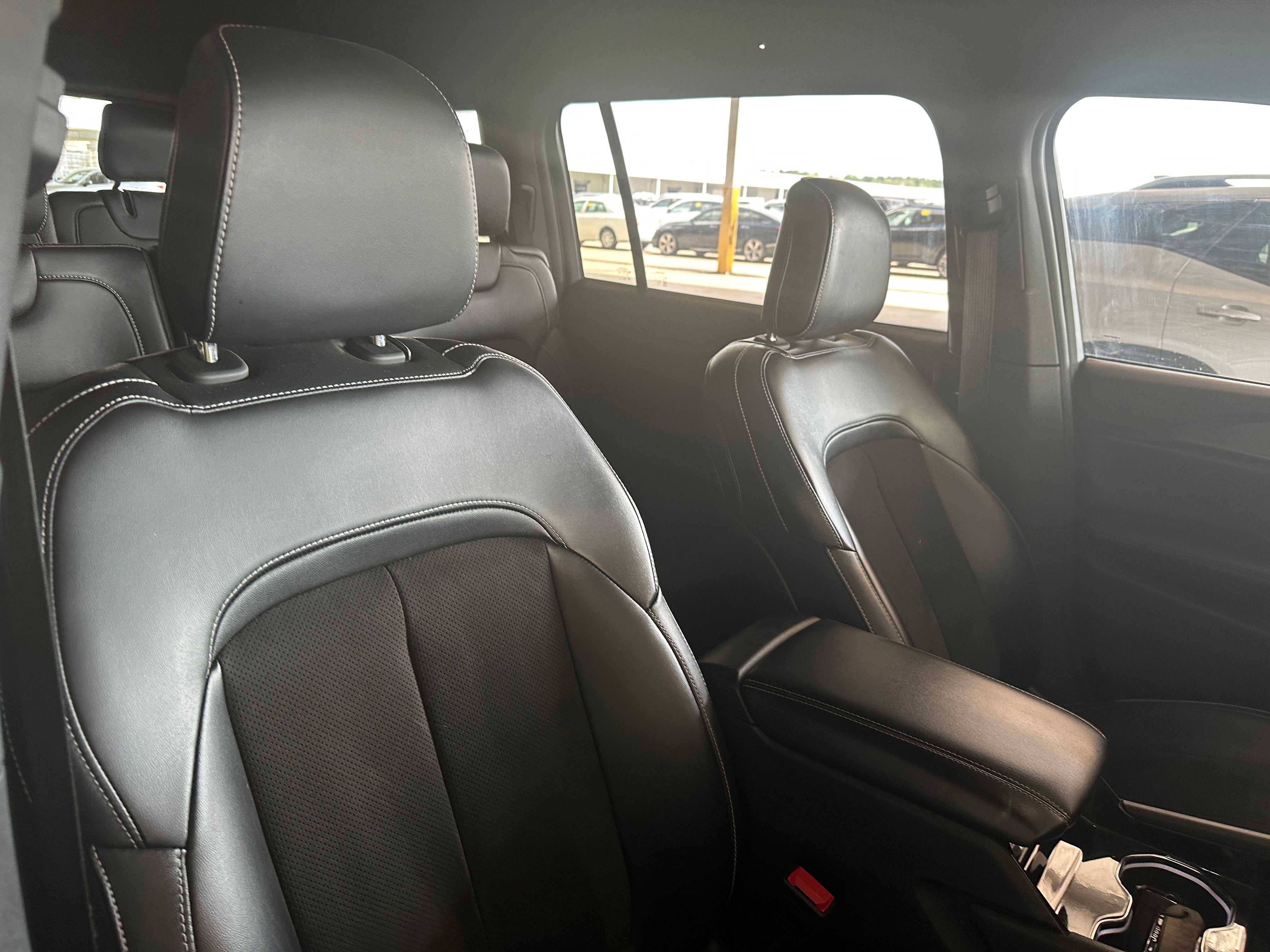 2023 Jeep Grand Cherokee L Altitude 2