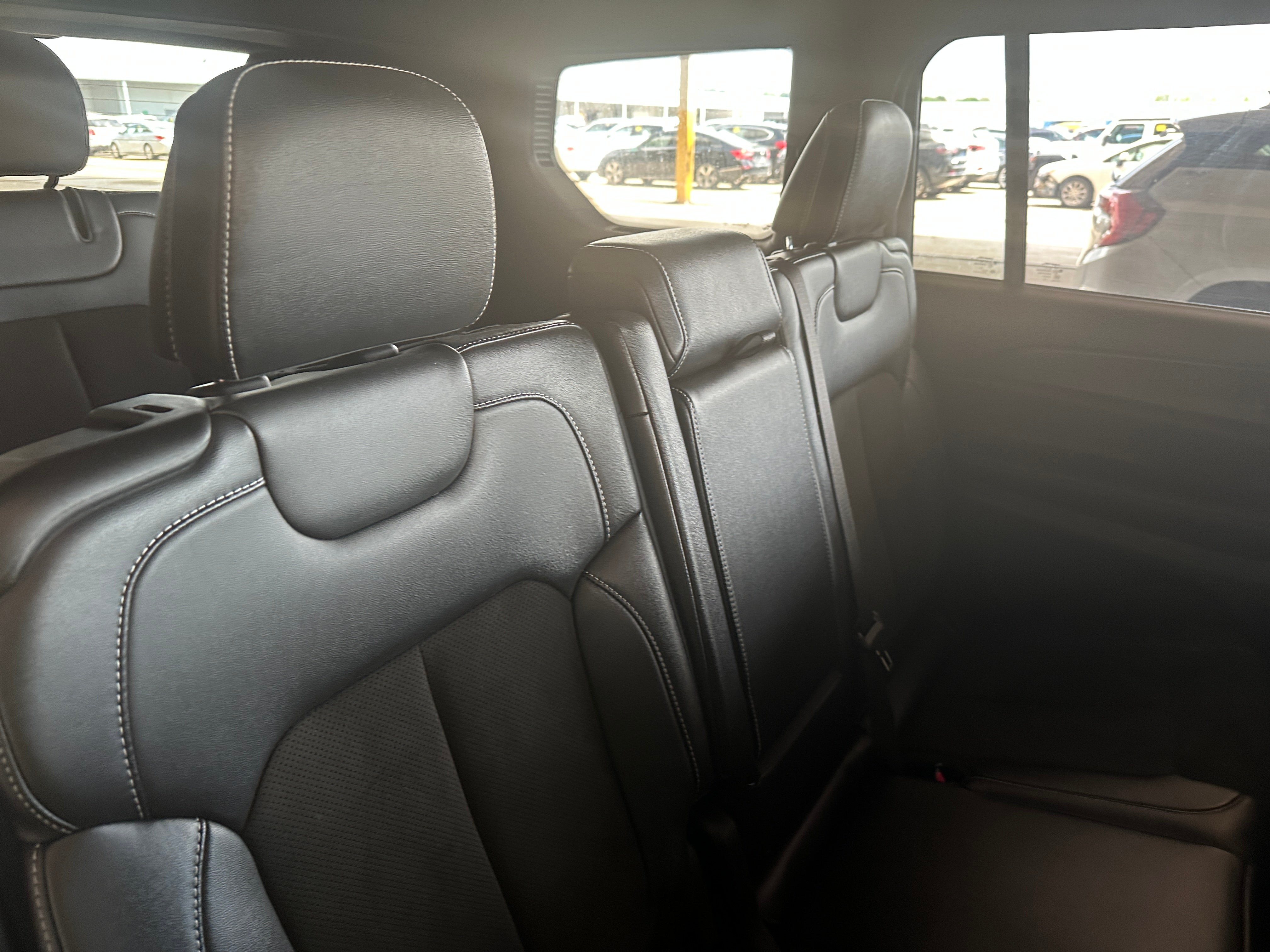 2023 Jeep Grand Cherokee L Altitude 6