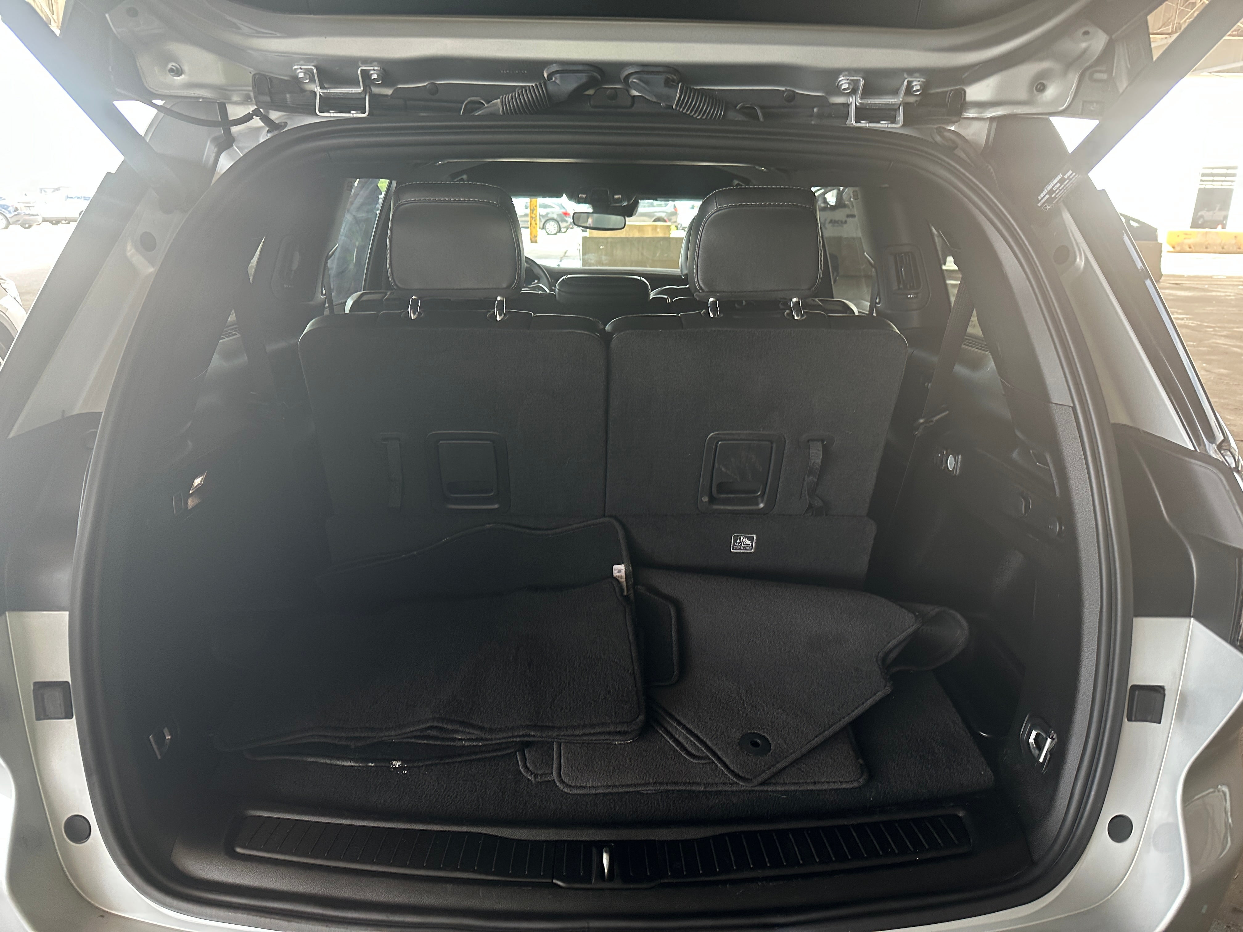 2023 Jeep Grand Cherokee L Altitude 7