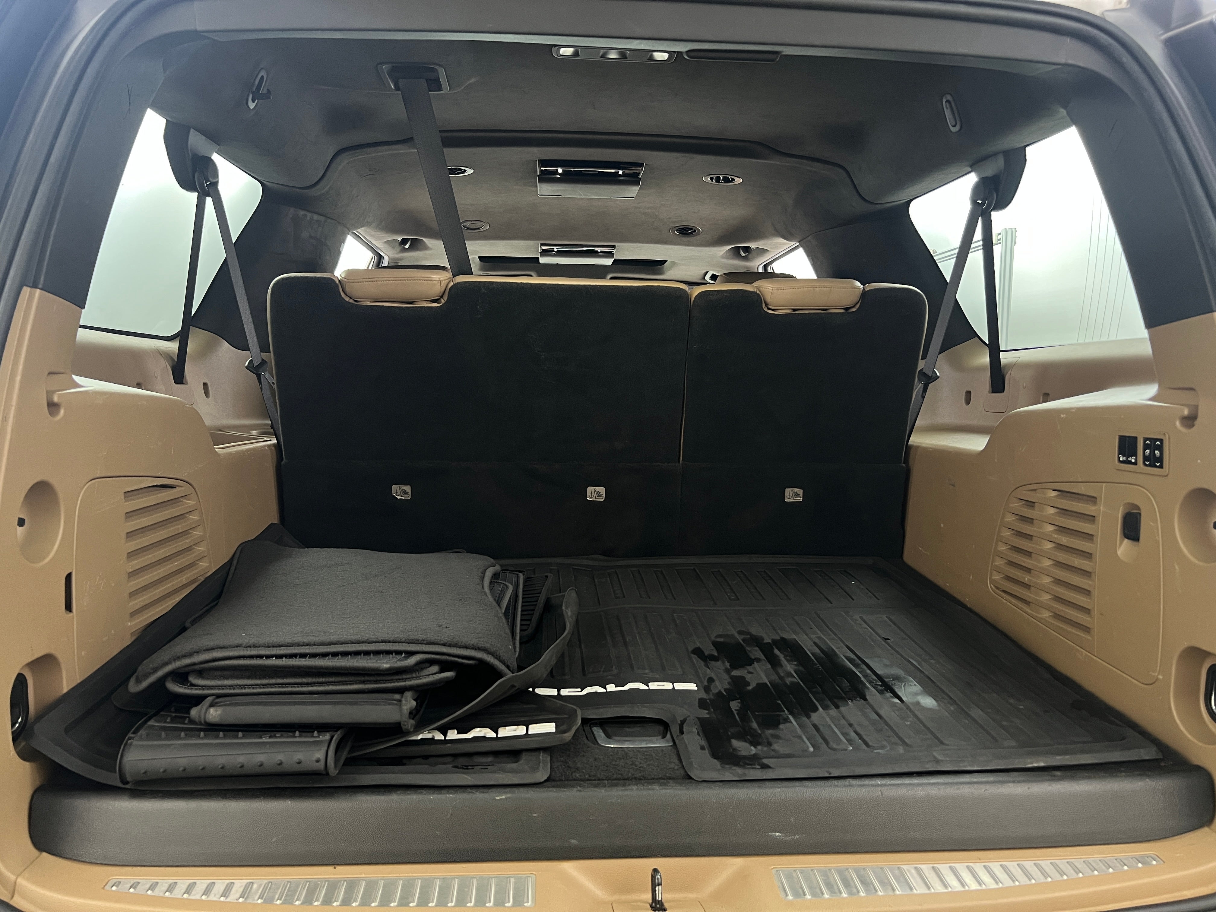 2019 Cadillac Escalade ESV Platinum 6