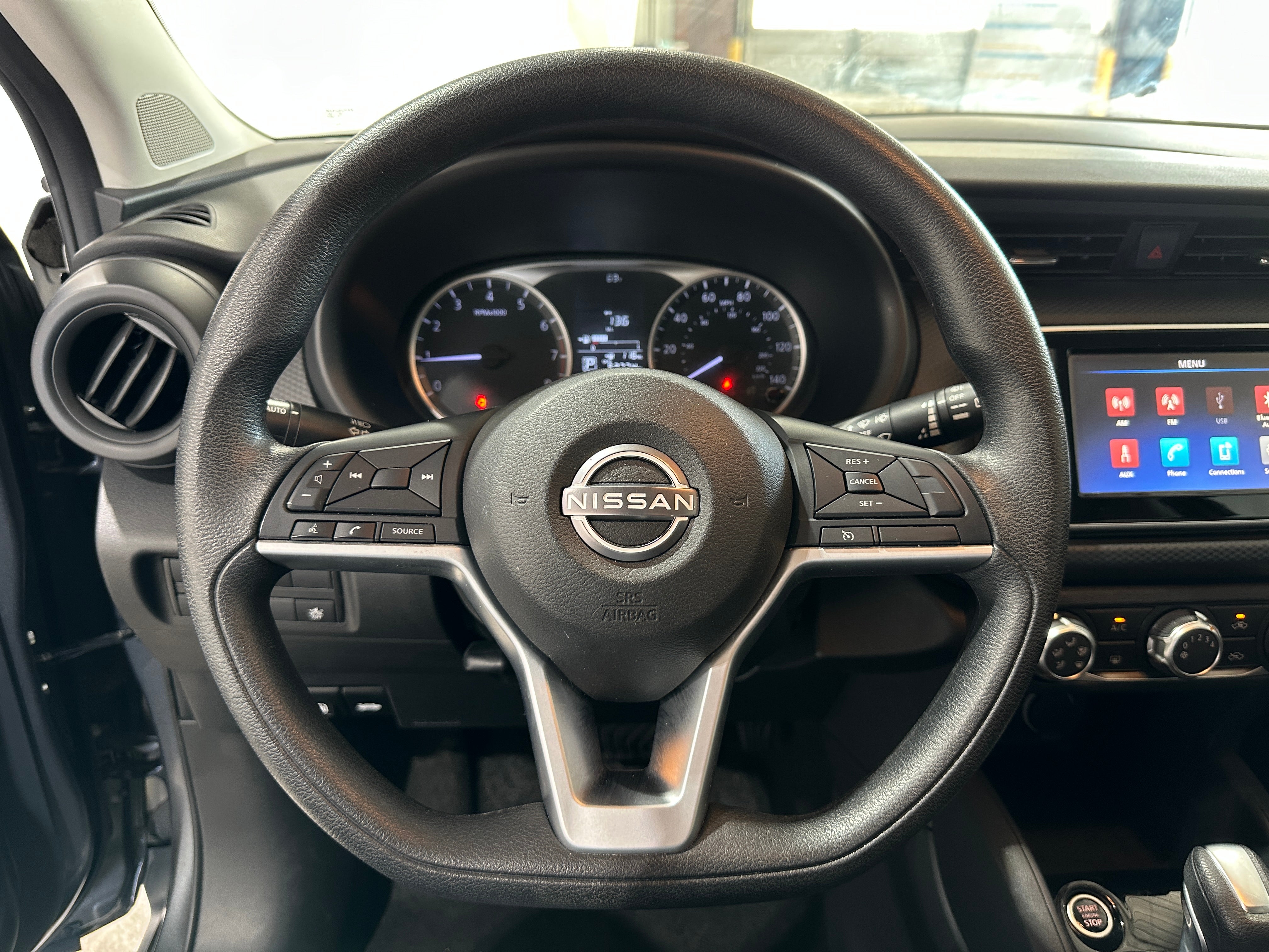 2022 Nissan Kicks S 5