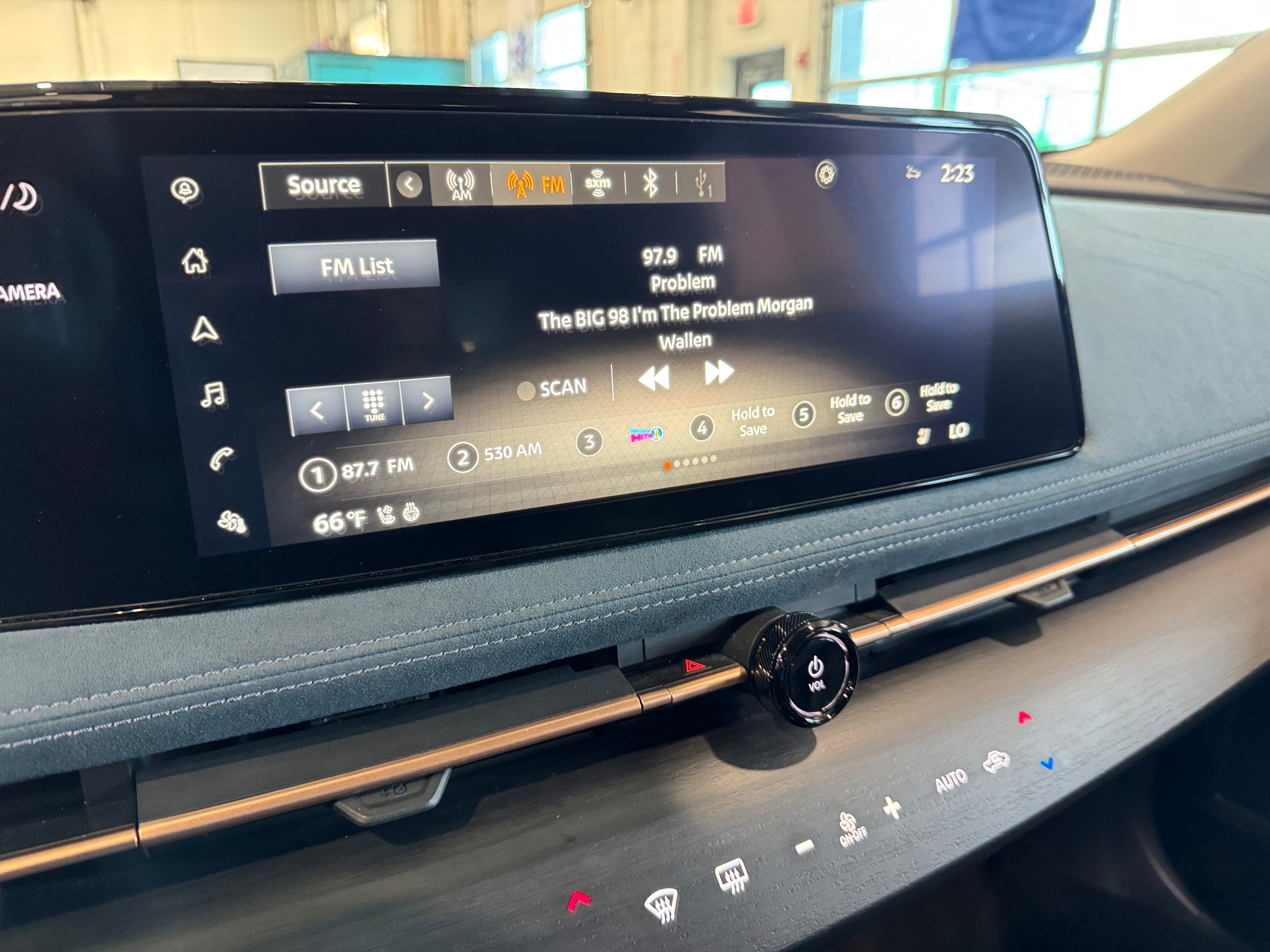 2023 Nissan Ariya Platinum+ 3