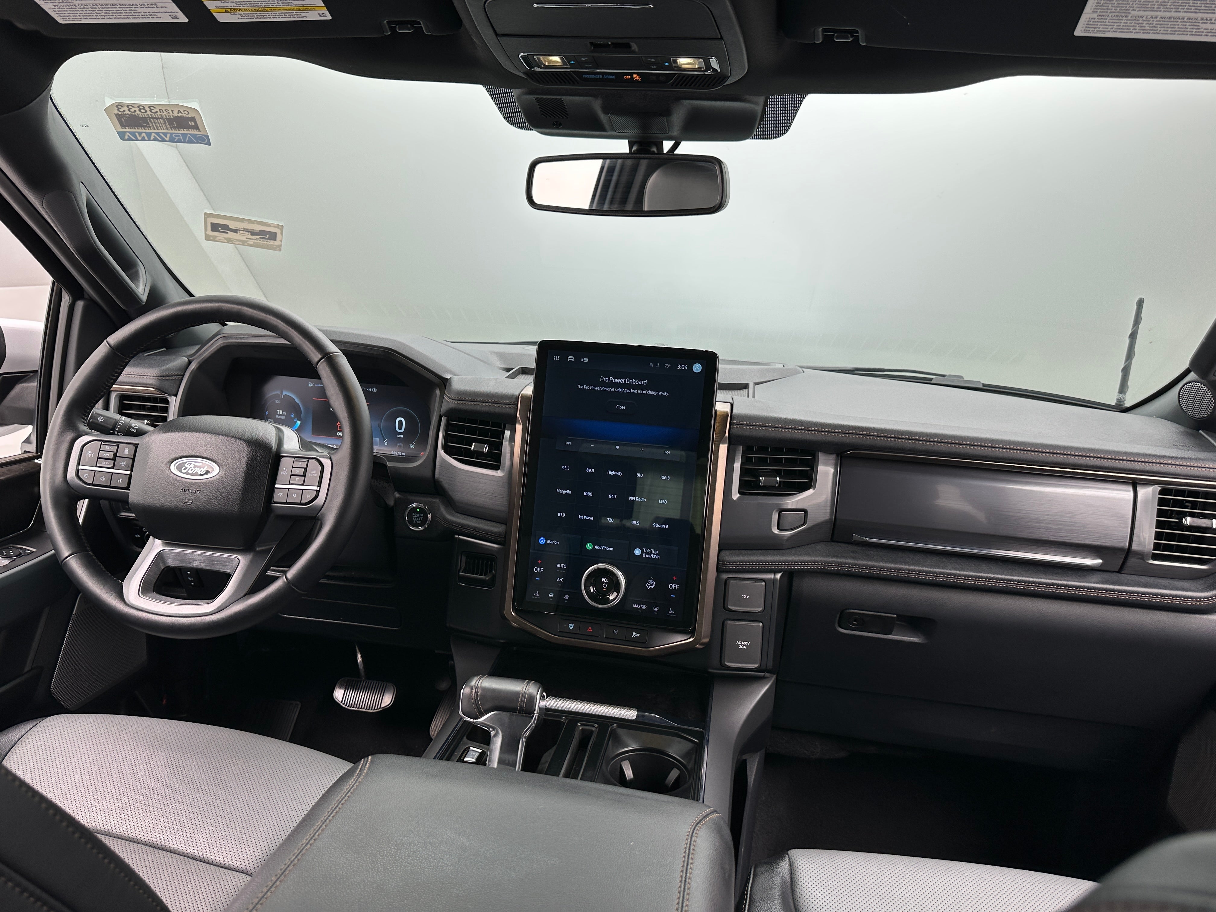 2023 Ford F-150 Lightning Lariat 3