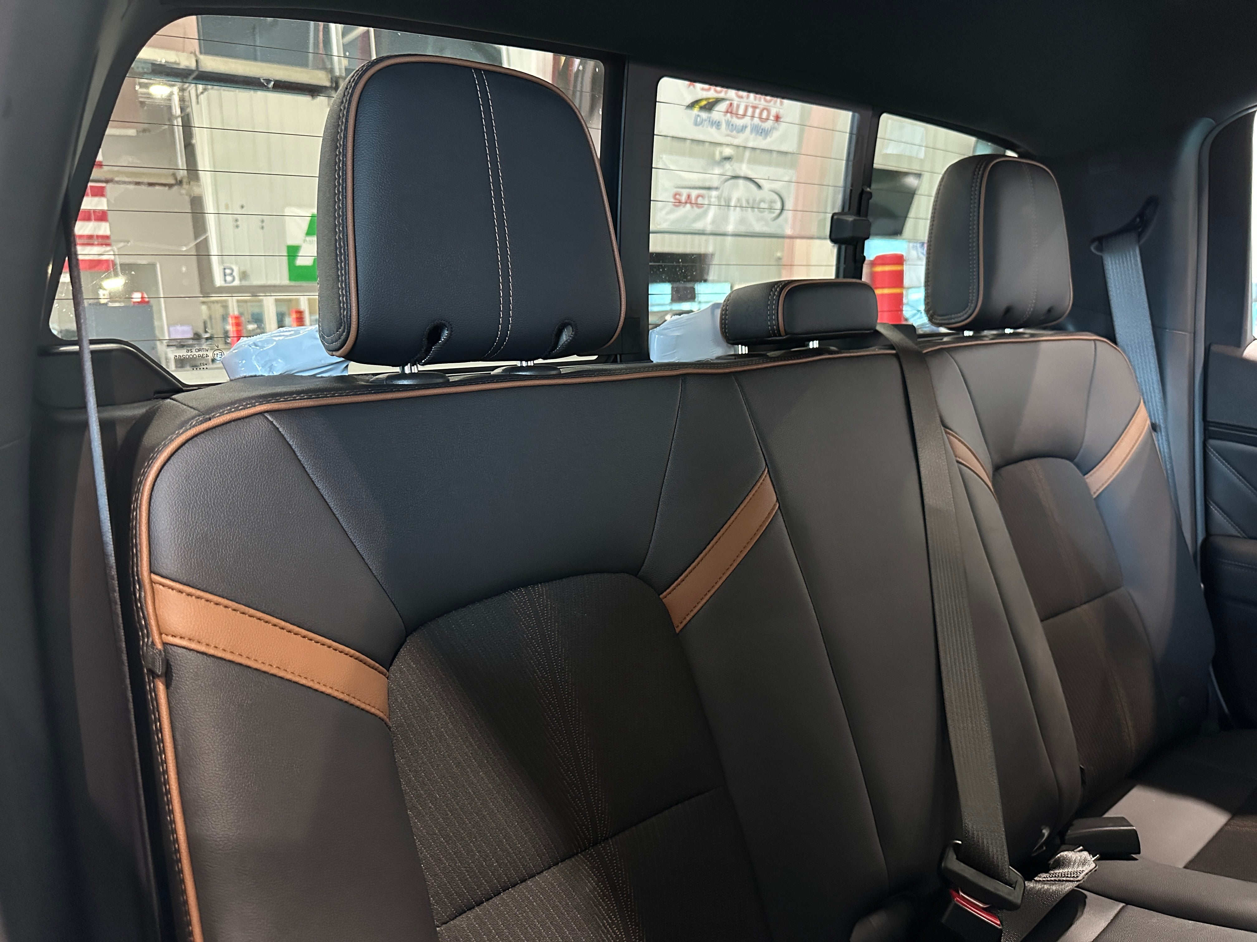 2023 GMC Canyon AT4 6