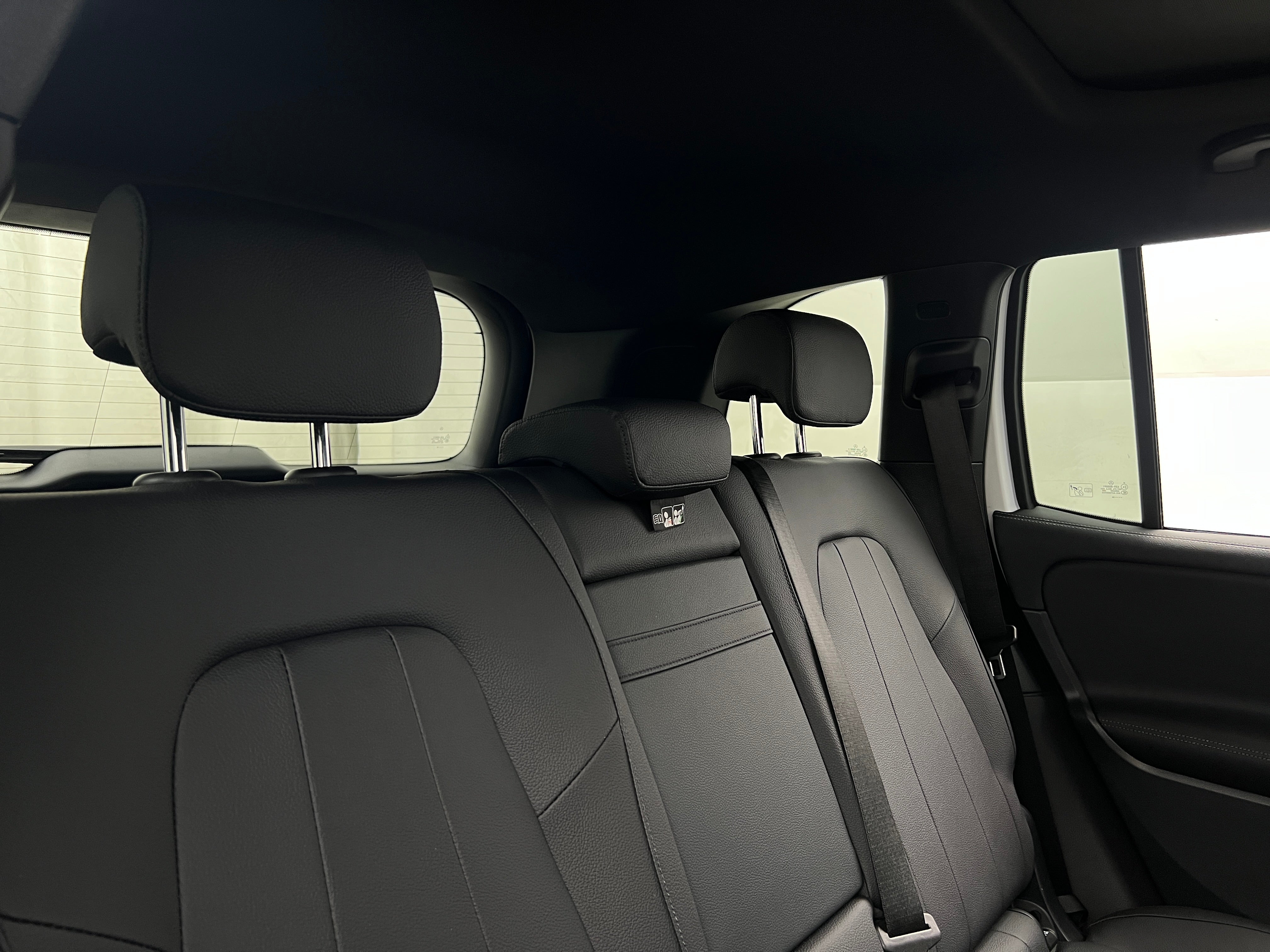 2024 Mercedes-Benz GLB 250 5
