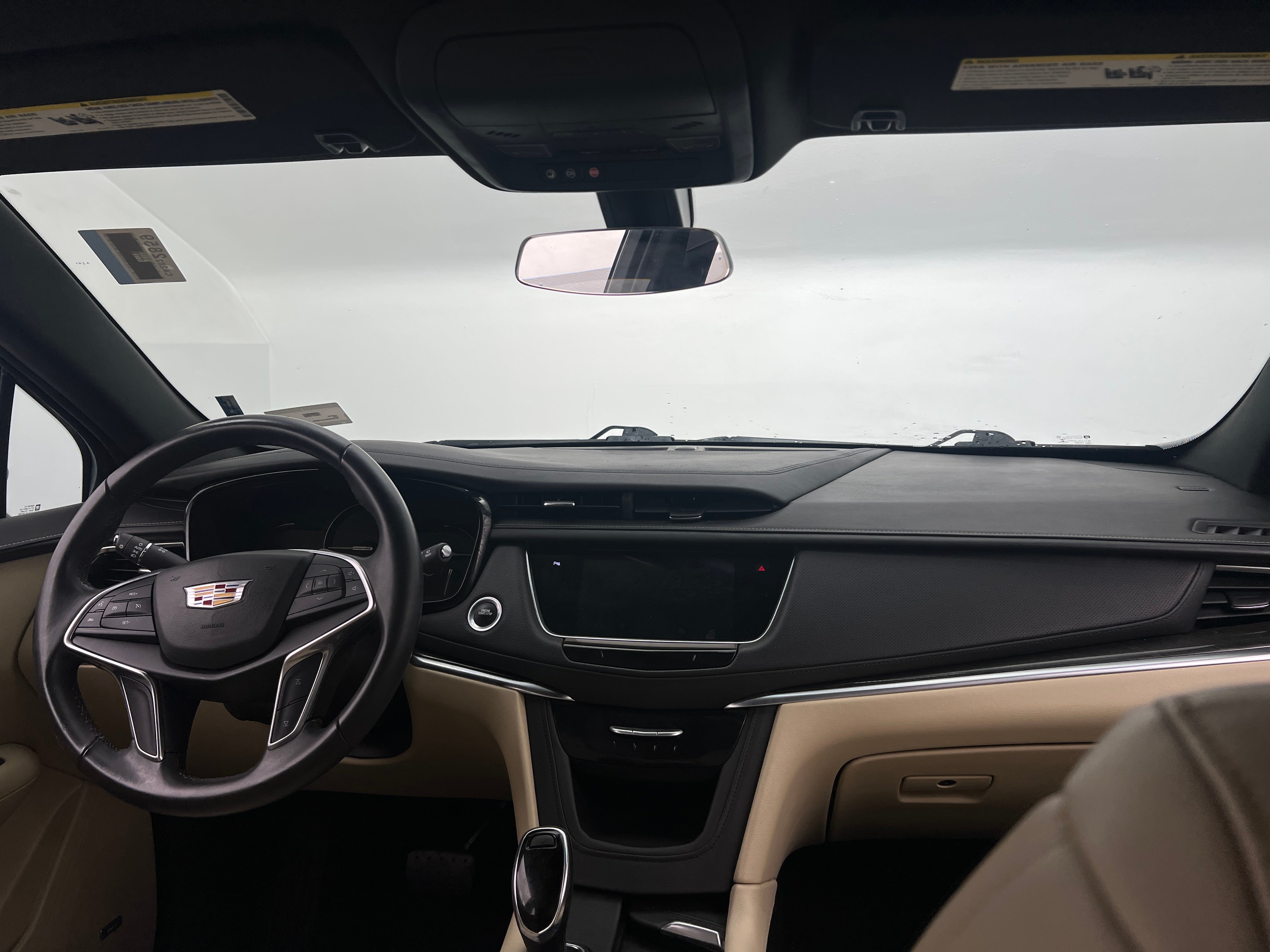 2018 Cadillac XT5 Base 2
