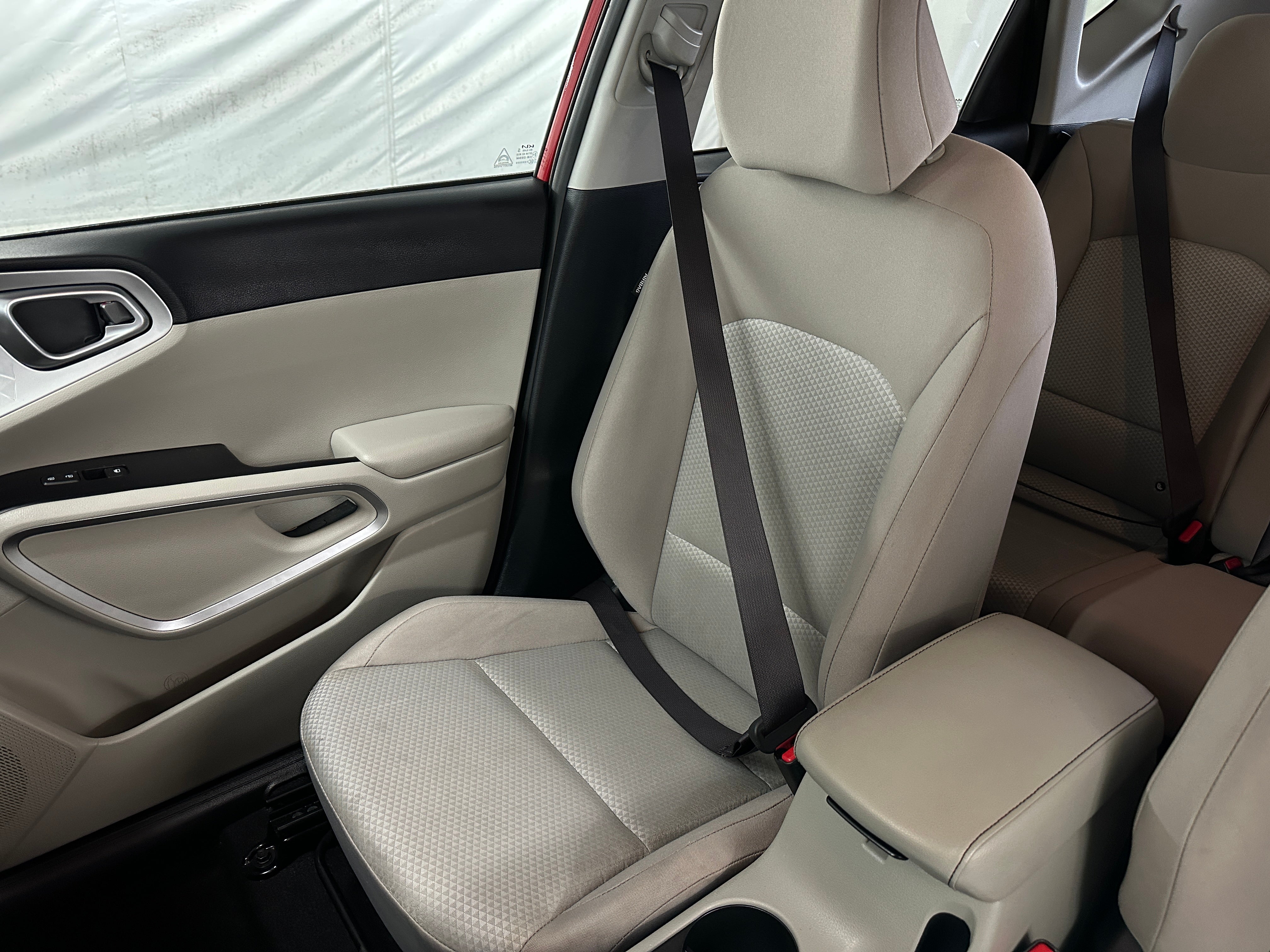 2022 Kia Soul LX 2