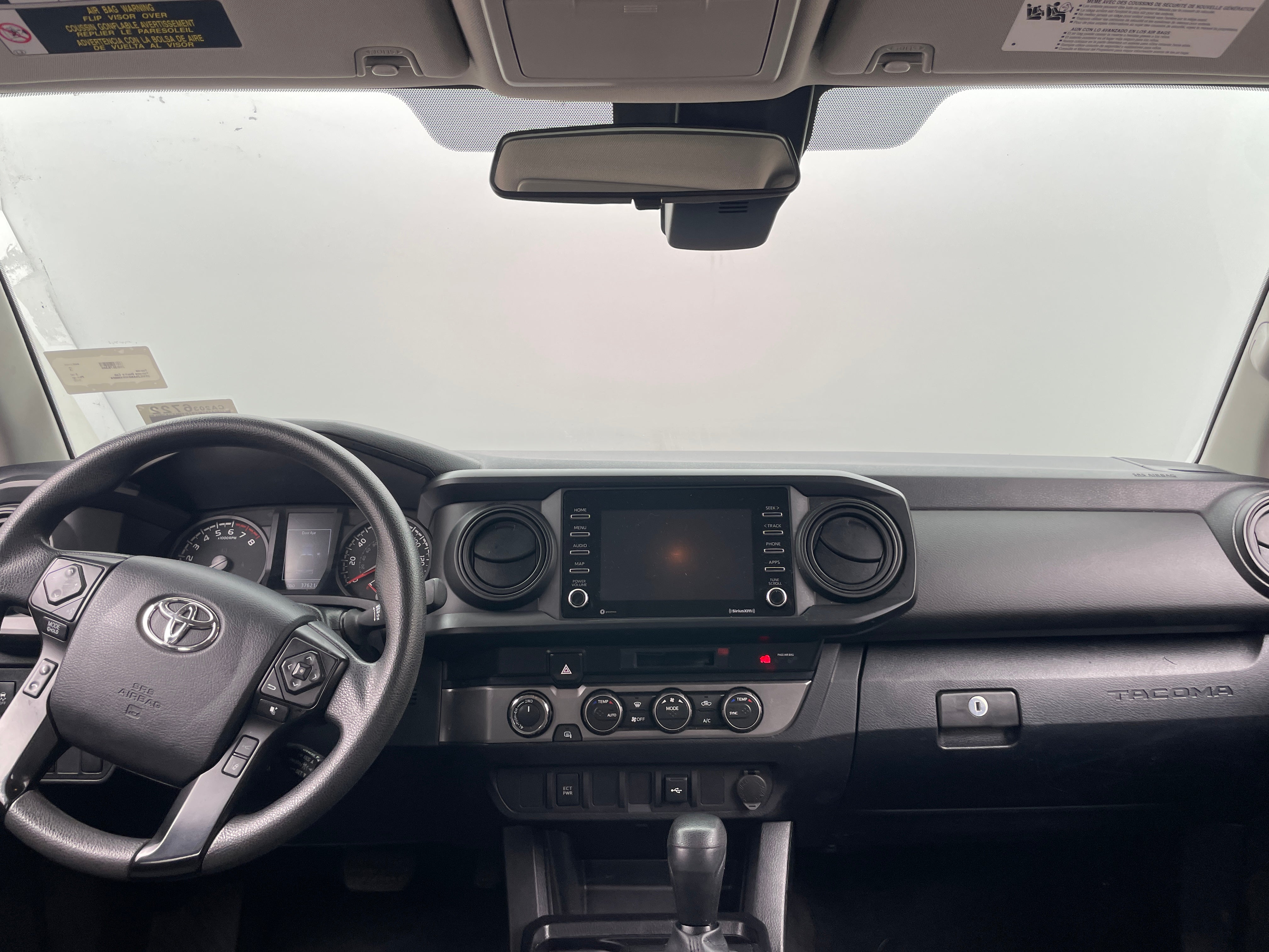 2022 Toyota Tacoma SR5 3