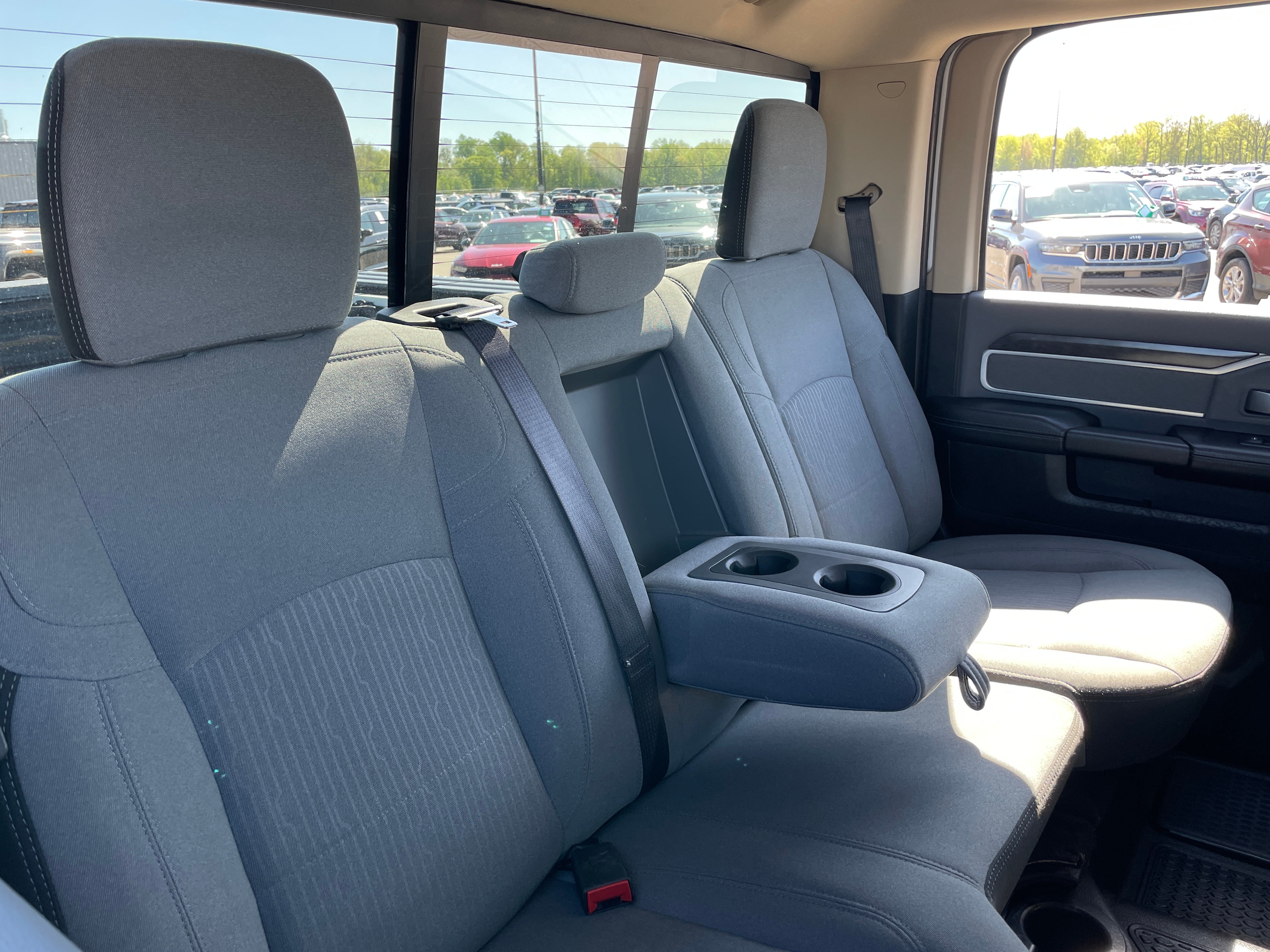 2020 RAM 3500 Big Horn 6