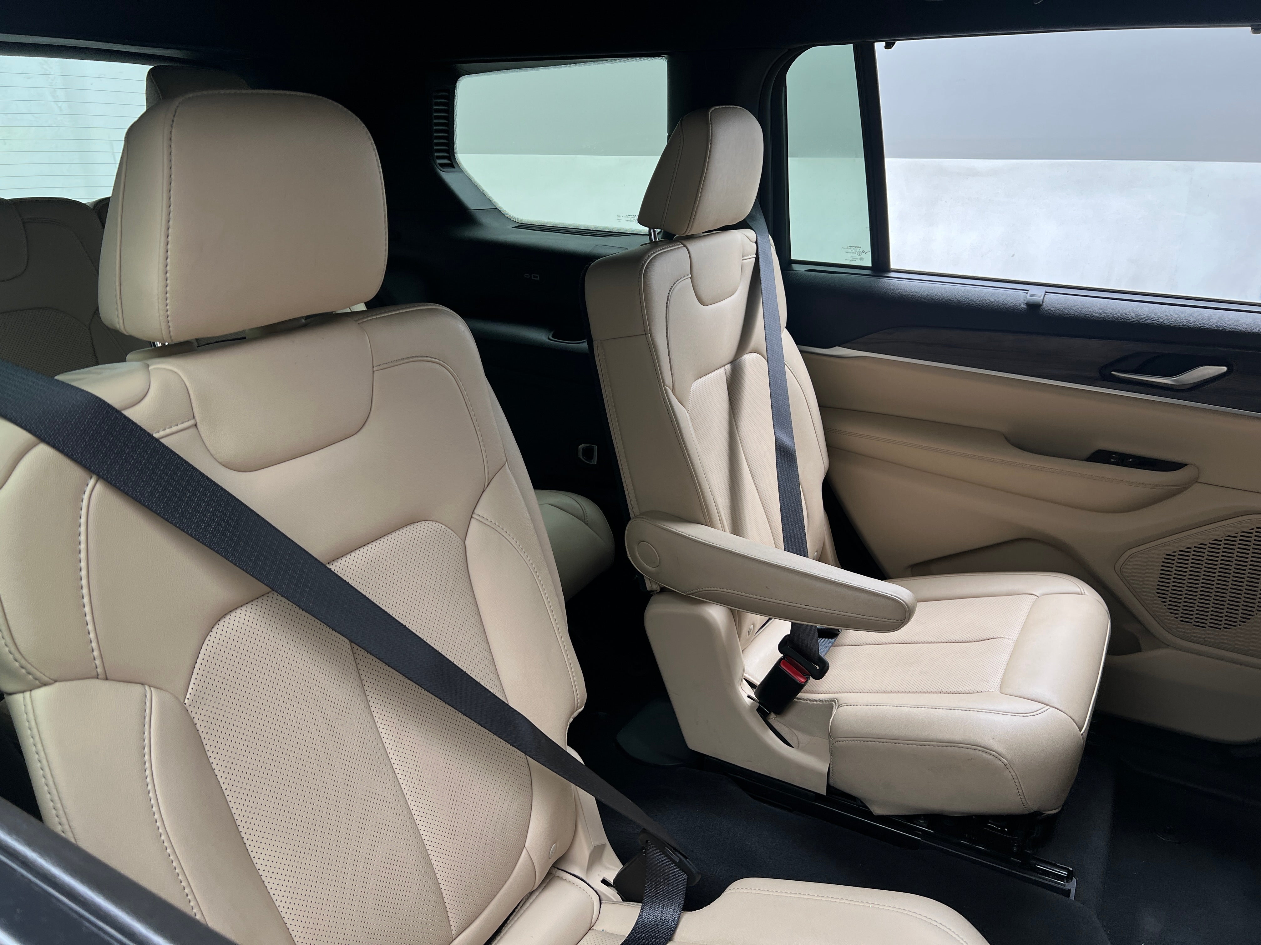 2024 Jeep Grand Cherokee L Limited Edition 5